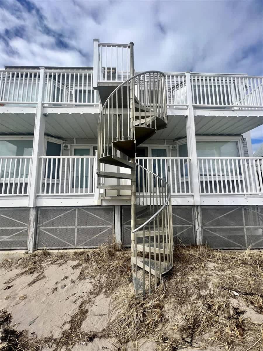 New Ocean Surf 6 - Wells Beach Oceanfront Condo view 2