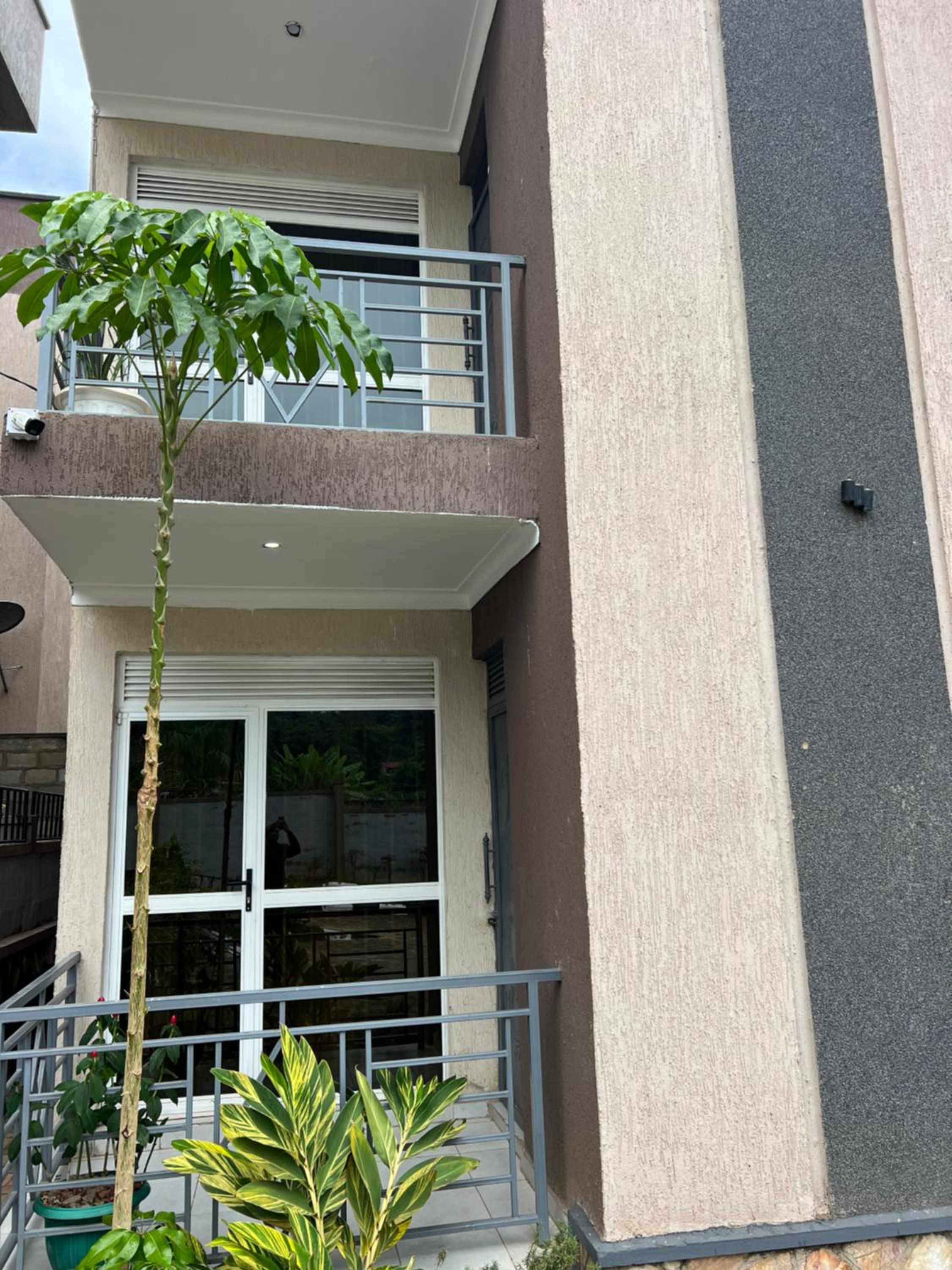 Shebba Apartments