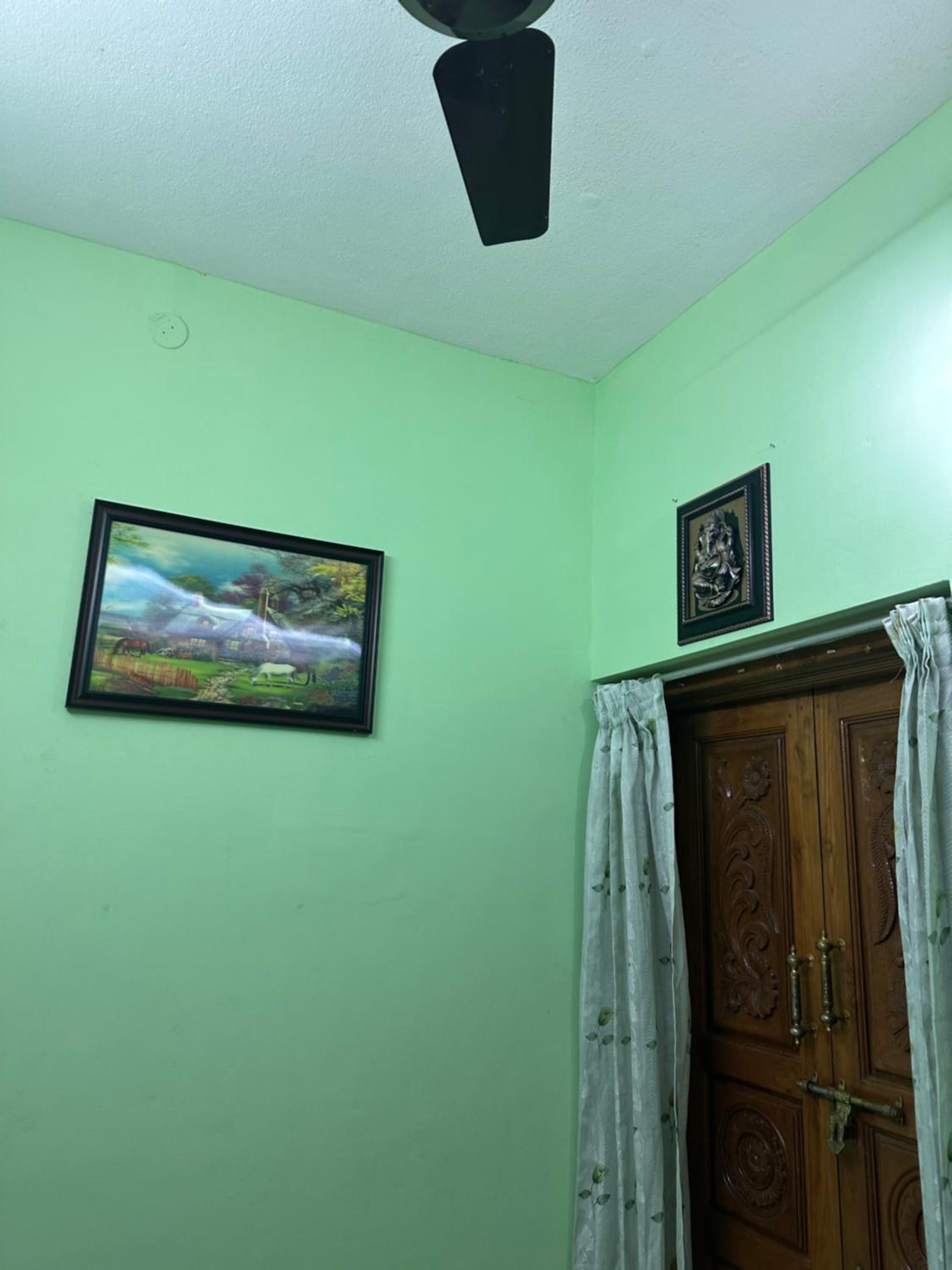 Golden Service Apartment view 4