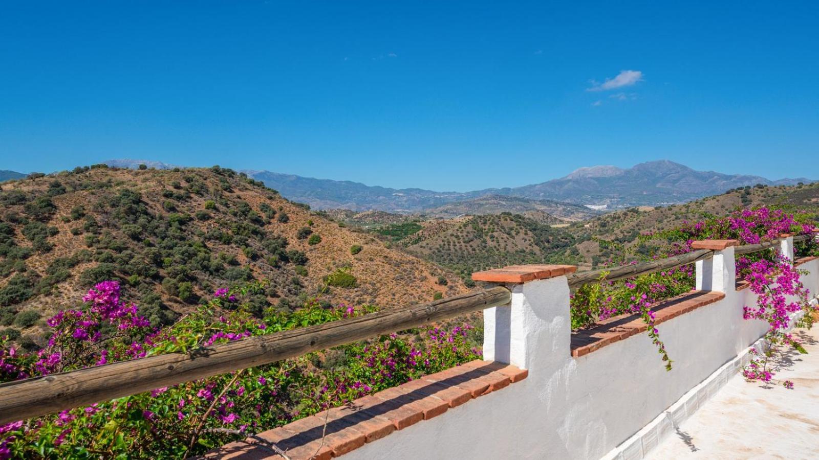Finca Corazón Andaluz Coín by Ruralidays