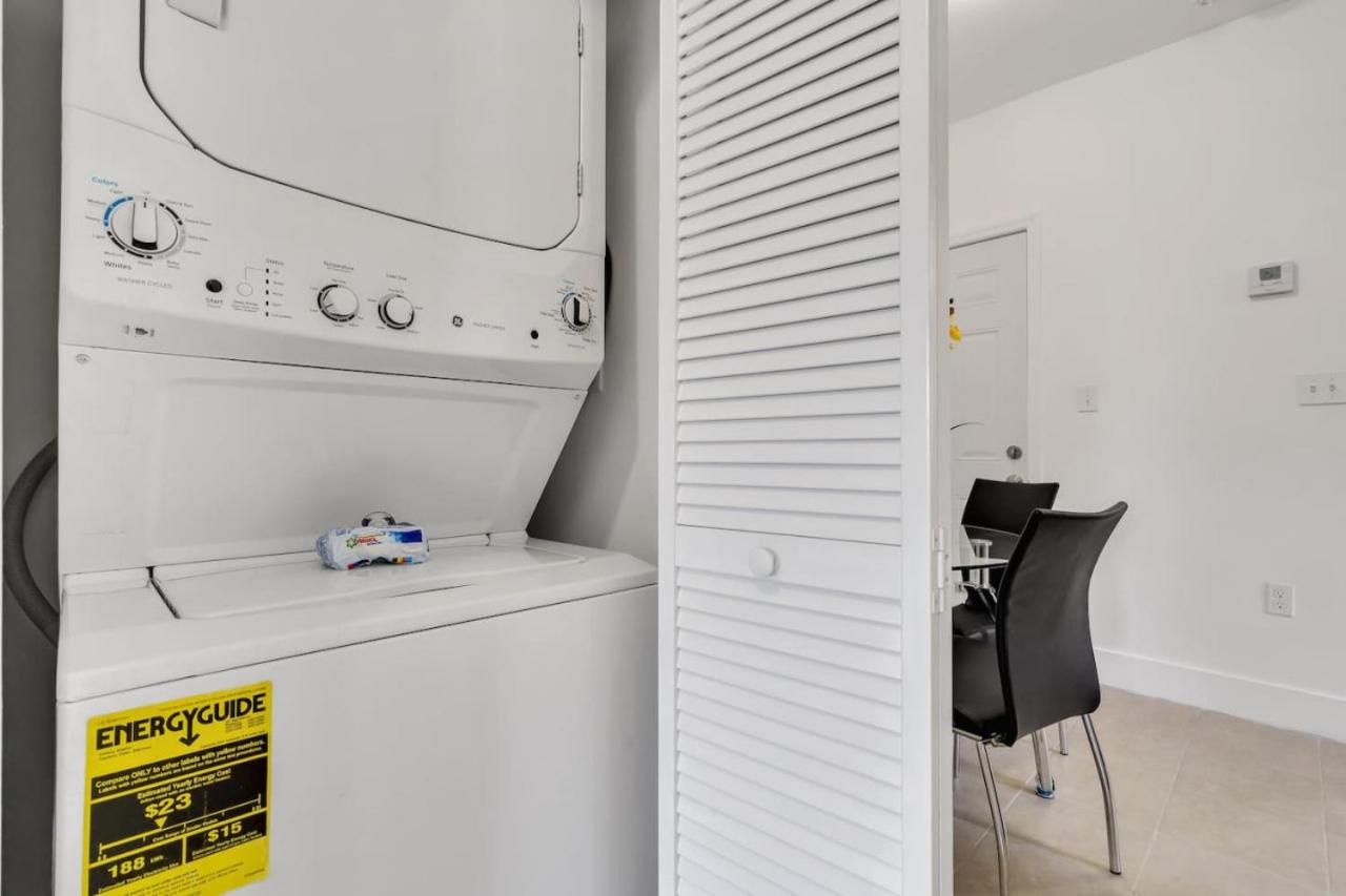 Charming 2BR Apt 5 min to Brickell Free Parking