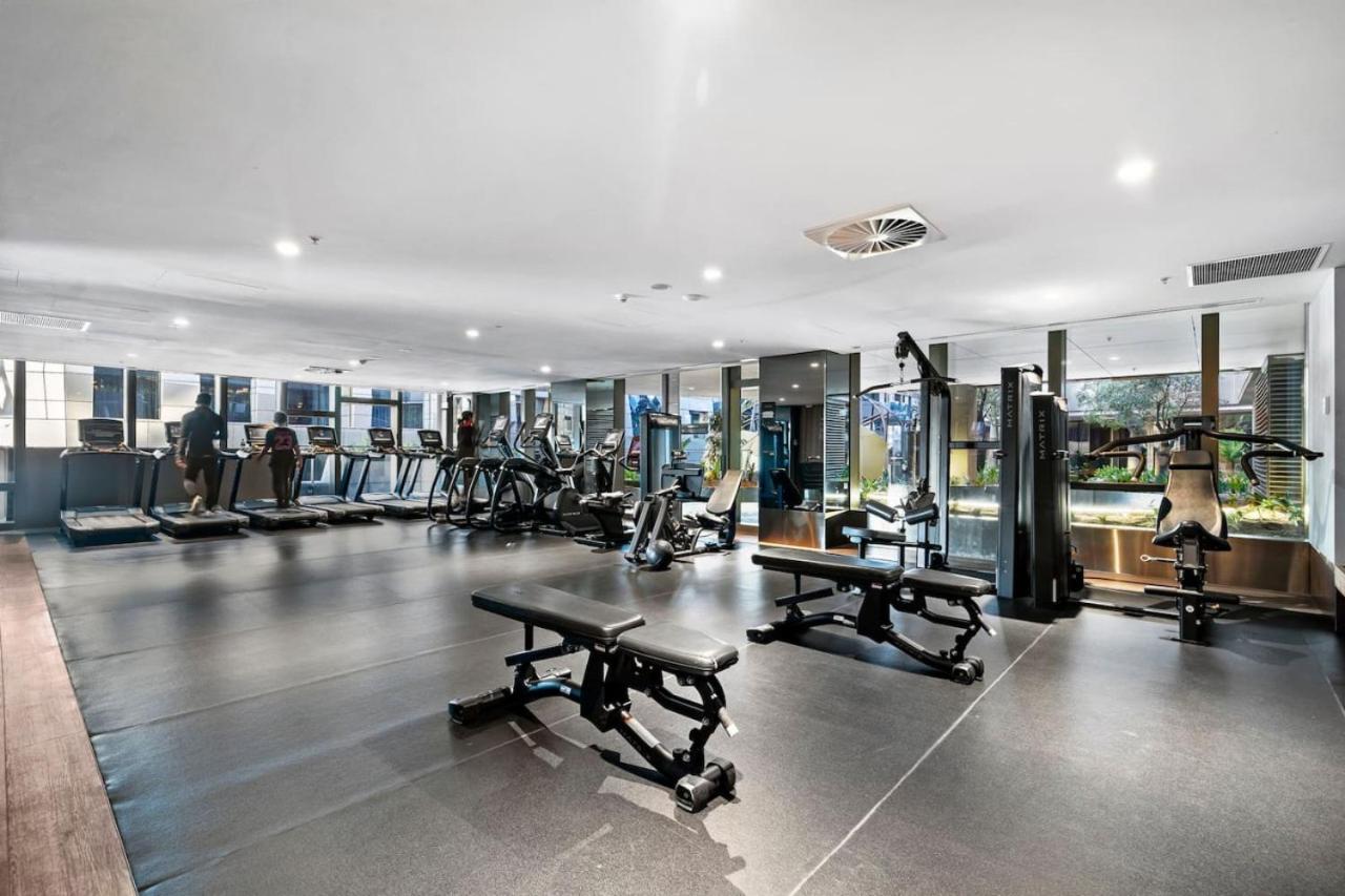 Sleek Stylish CBD, Heated pool, Gym, Sauna, Steam