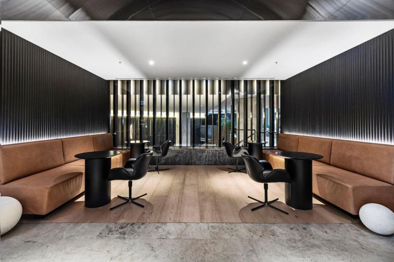 Sleek Stylish CBD, Heated pool, Gym, Sauna, Steam