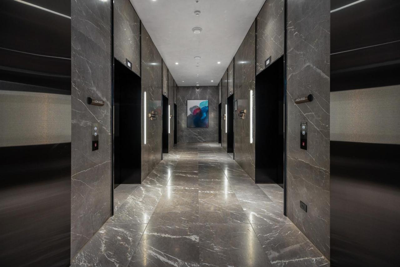 Sleek Stylish CBD, Heated pool, Gym, Sauna, Steam