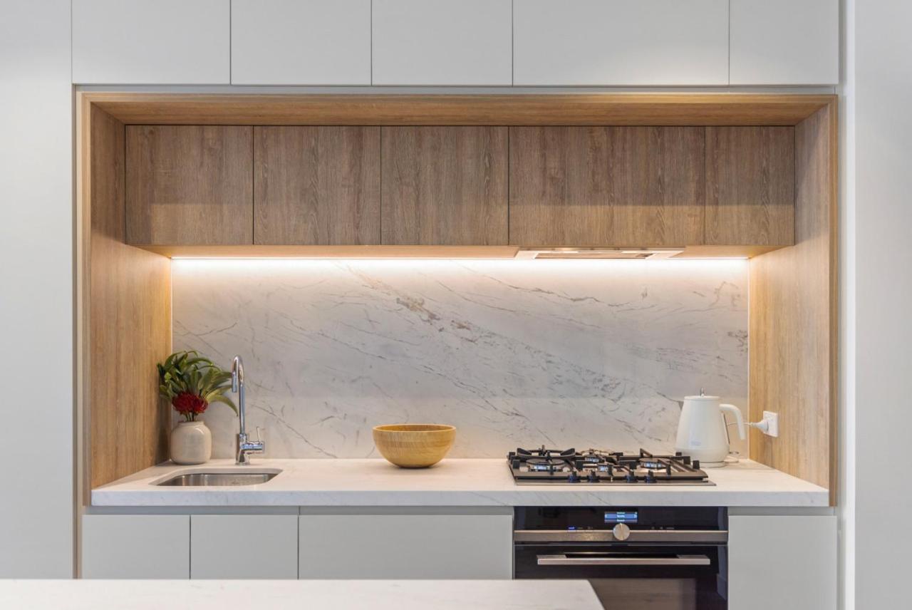Sleek Stylish CBD, Heated pool, Gym, Sauna, Steam