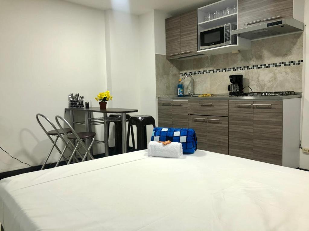 Apto Moderno en Laureles view 5