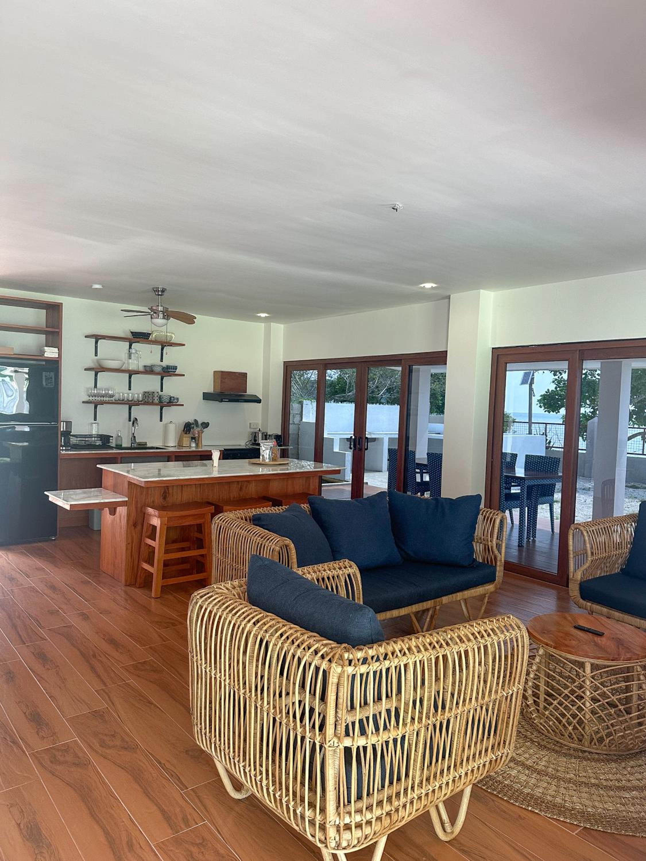 Mard Beach House Siquijor