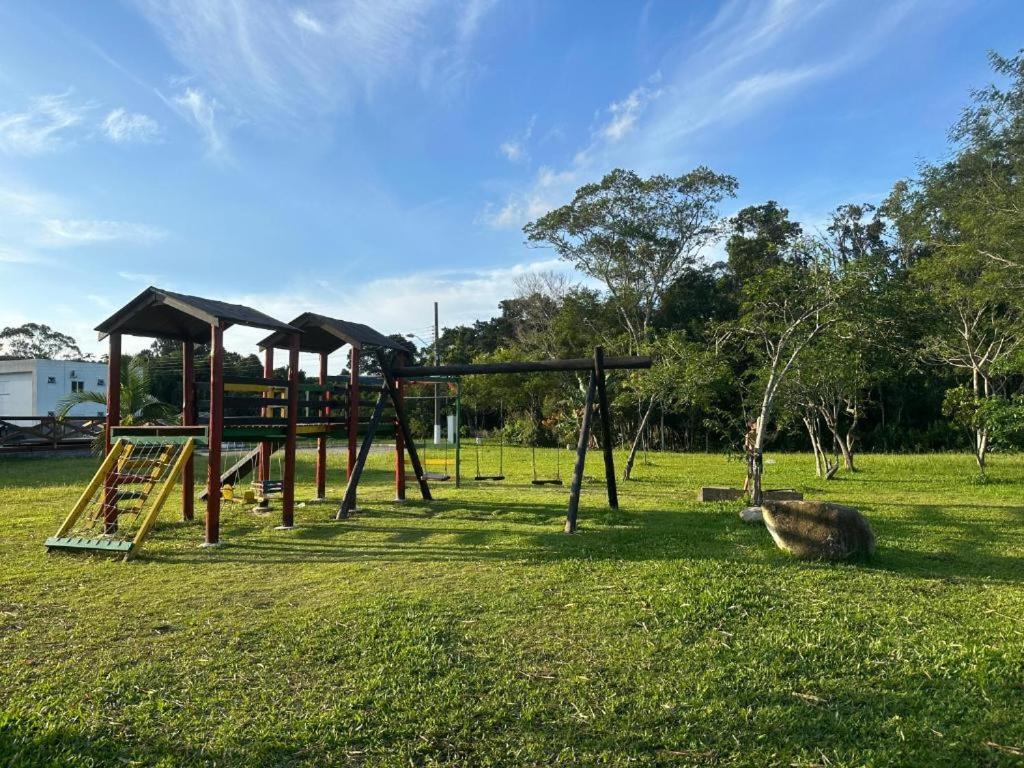 Casa Alto Padrão Com Piscina - Canasvieiras