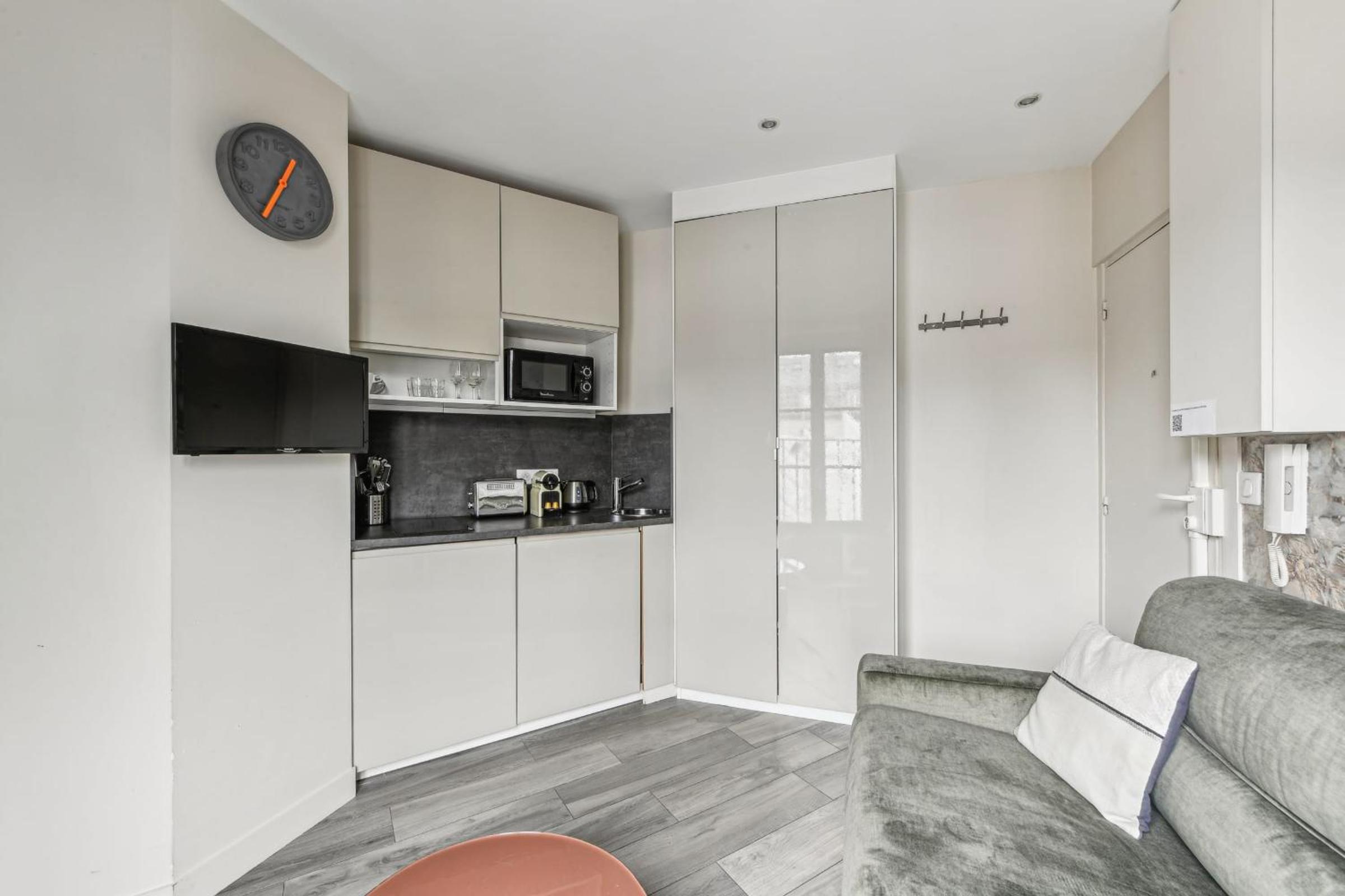 Studio Mac Mahon - Champs Elysees by B'Your Home