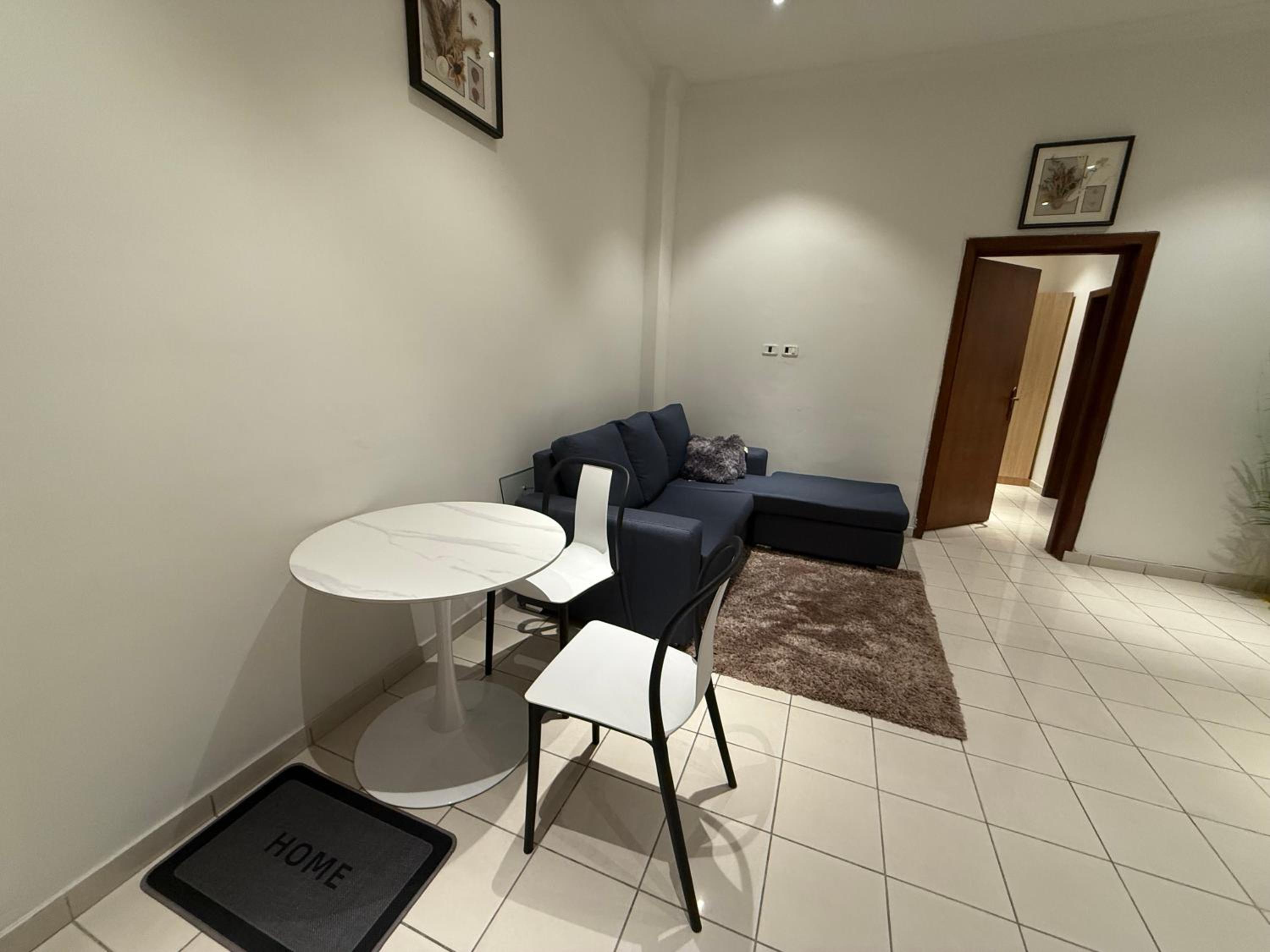 Mayama airport apartment