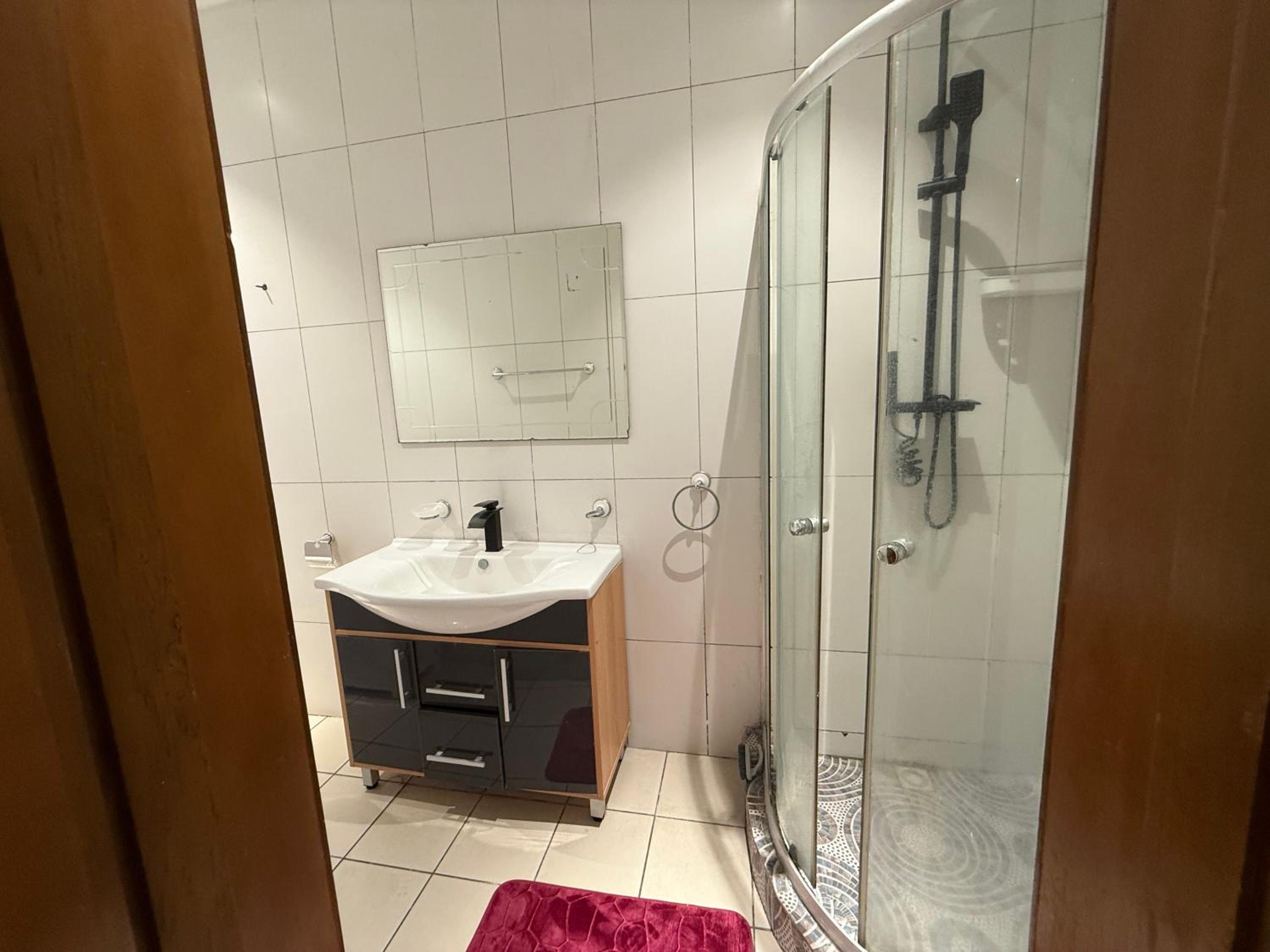 Mayama airport apartment
