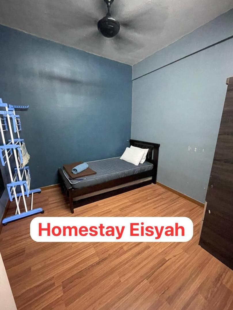 HOMESTAY EISYAH KUALA TERENGGANu photo 5