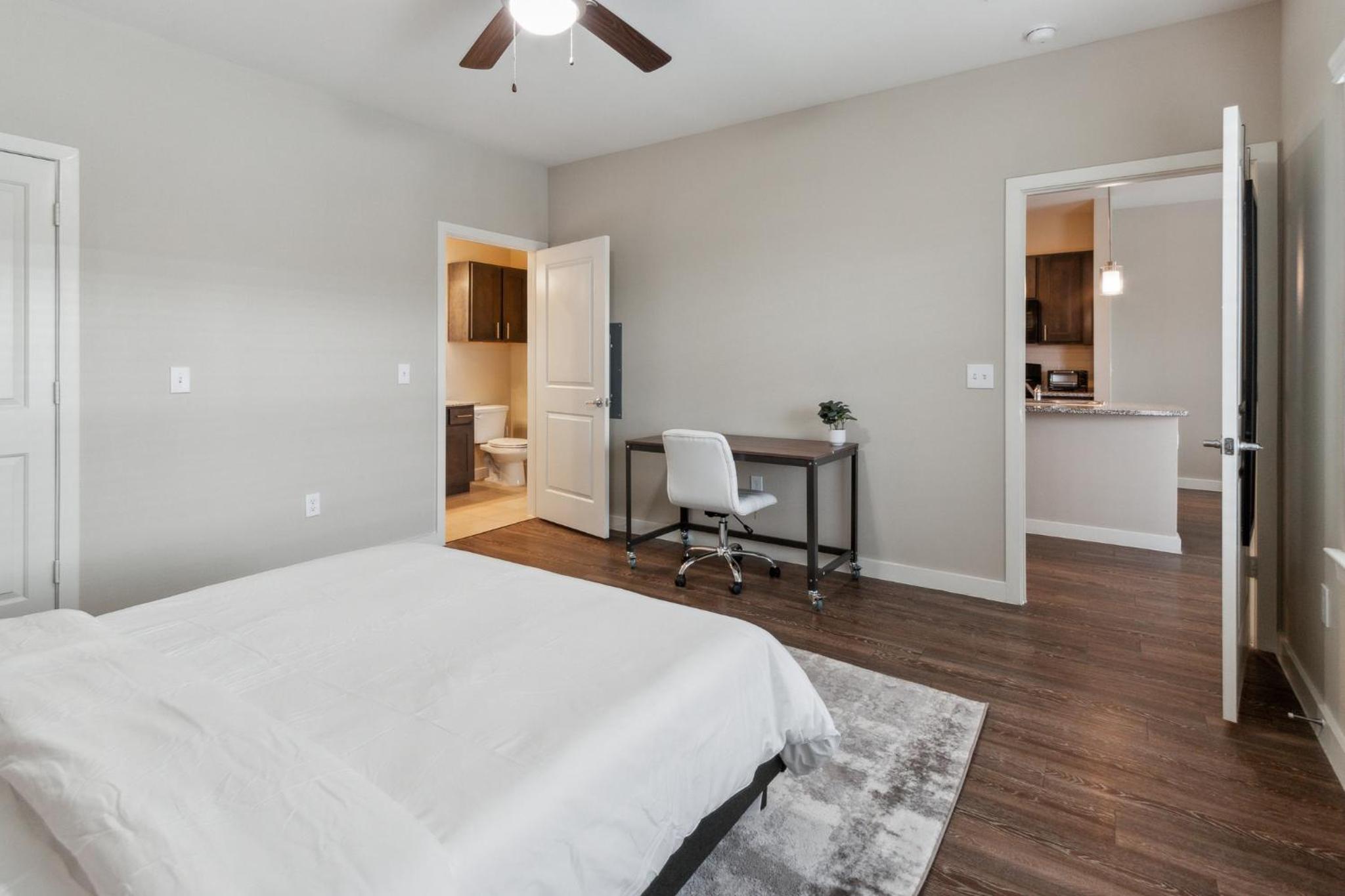 C Creek 4306 I New Construction 1Bd Apt I Gated