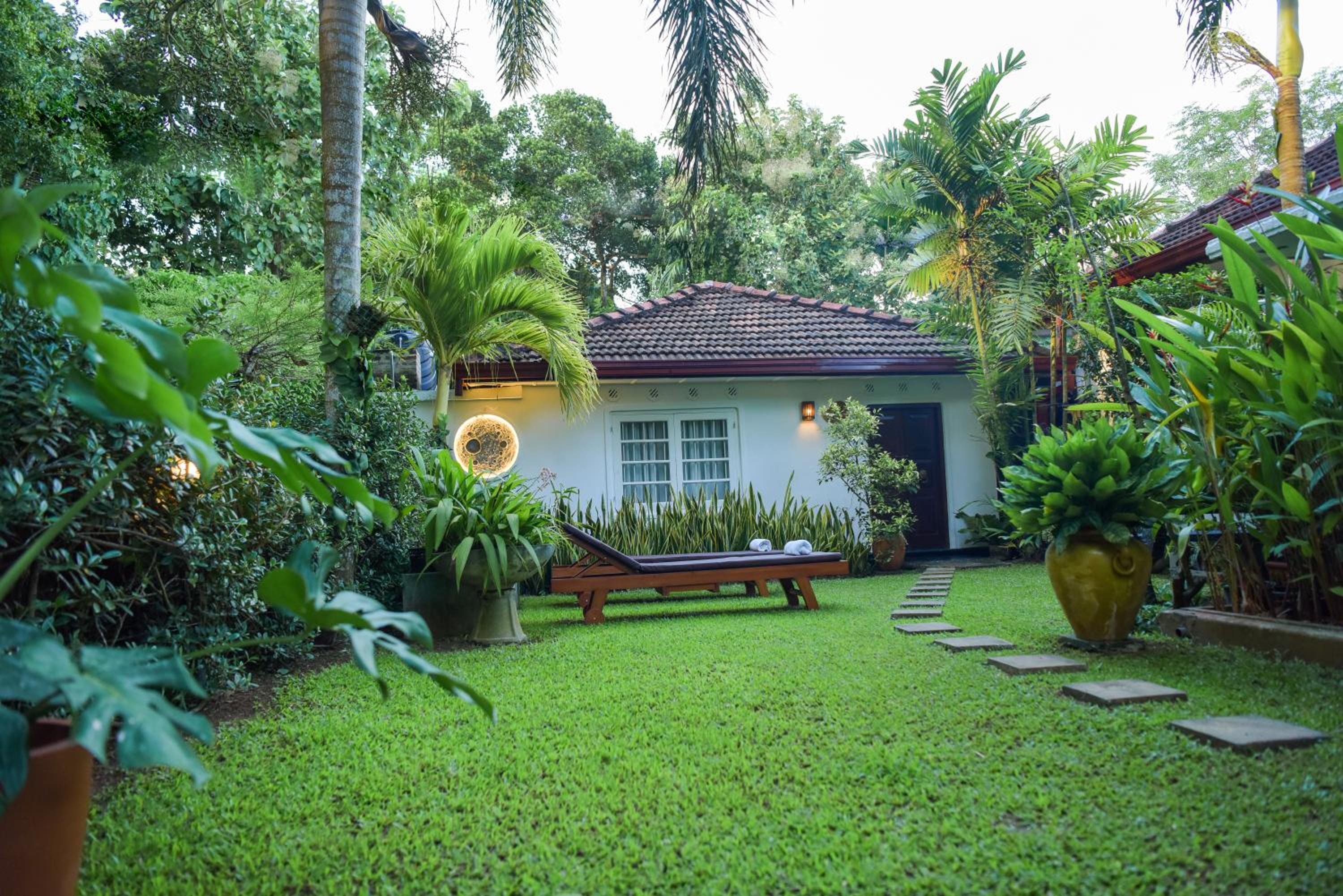 Hotel Subhasha Summer House - Image 1