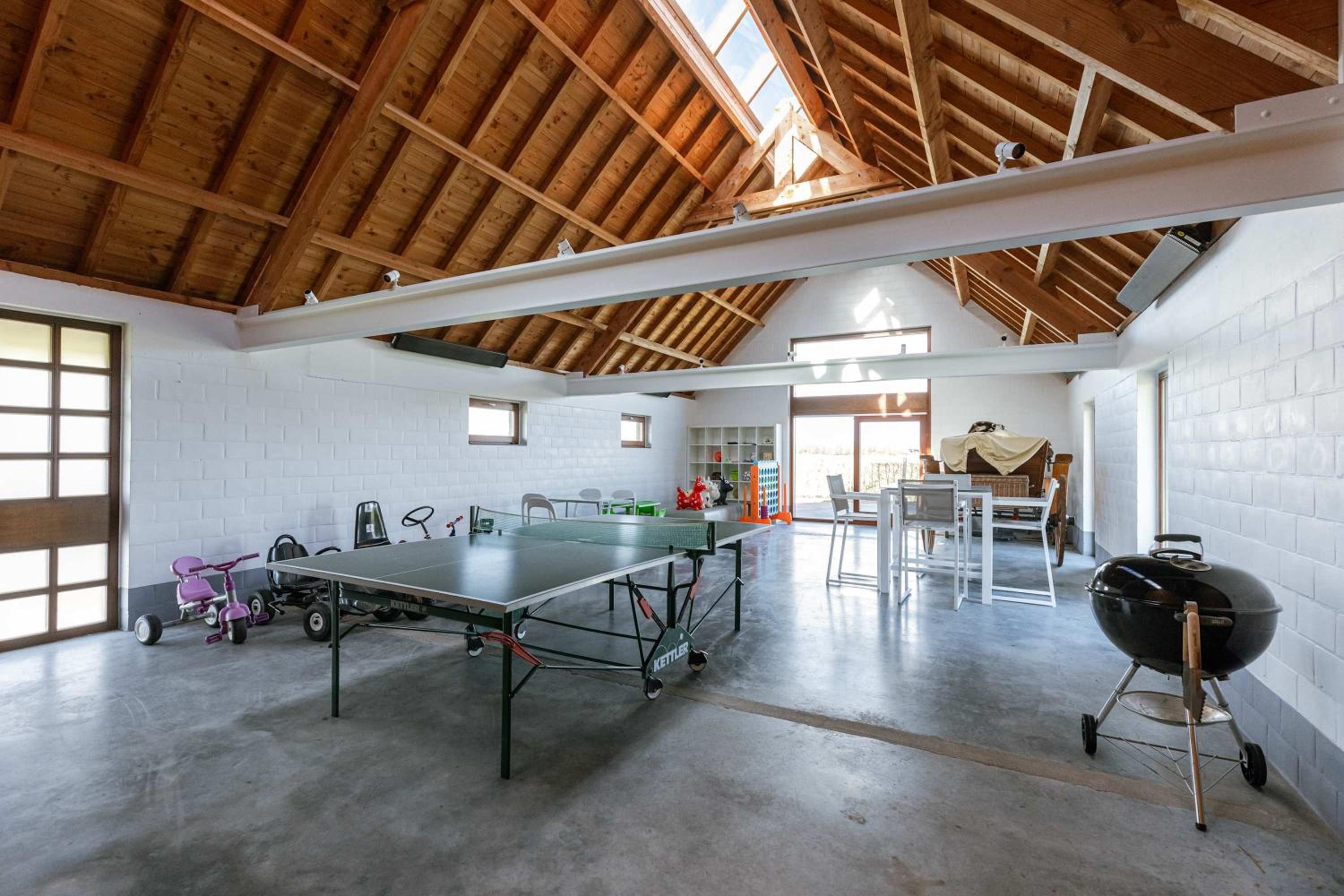 Spacious holiday home for 12 persons