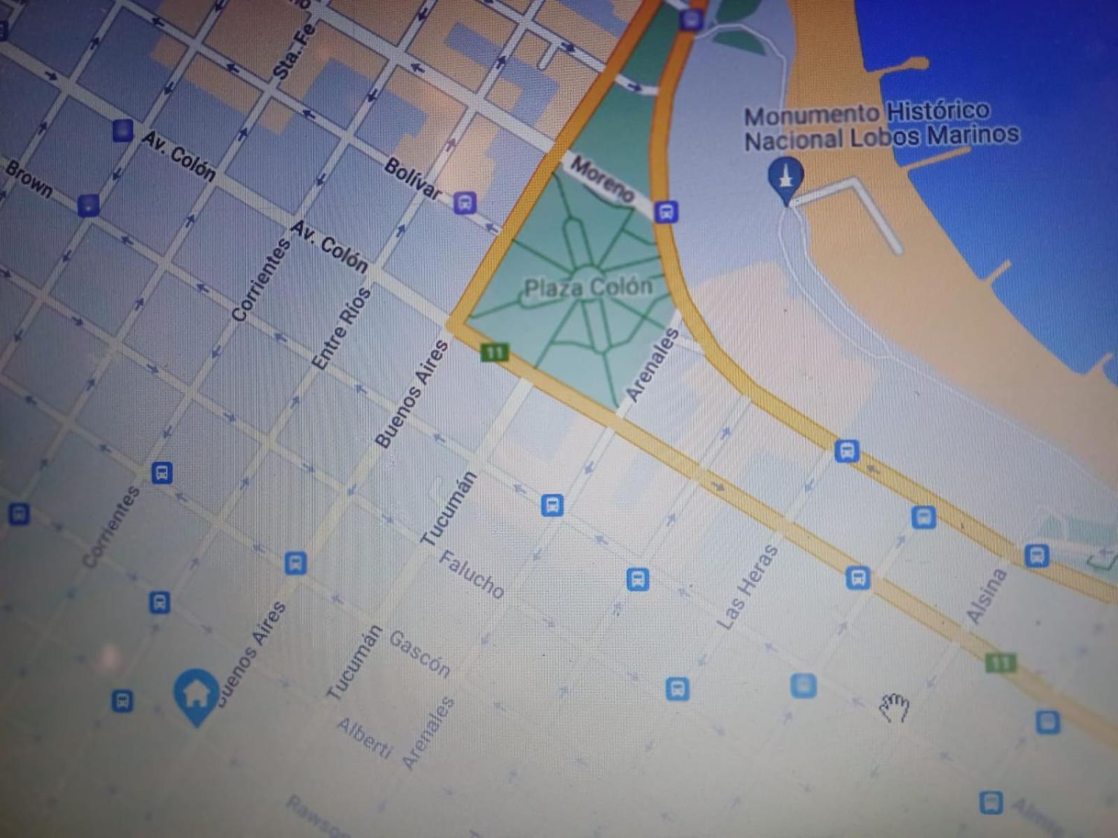 LLAMAR X DISPONIBILIDAD FOTO 1 solicitar video mar del plata Alquilo departamento Planta baja a la calle con parrilla y patio estadia minima 7 dias desc x