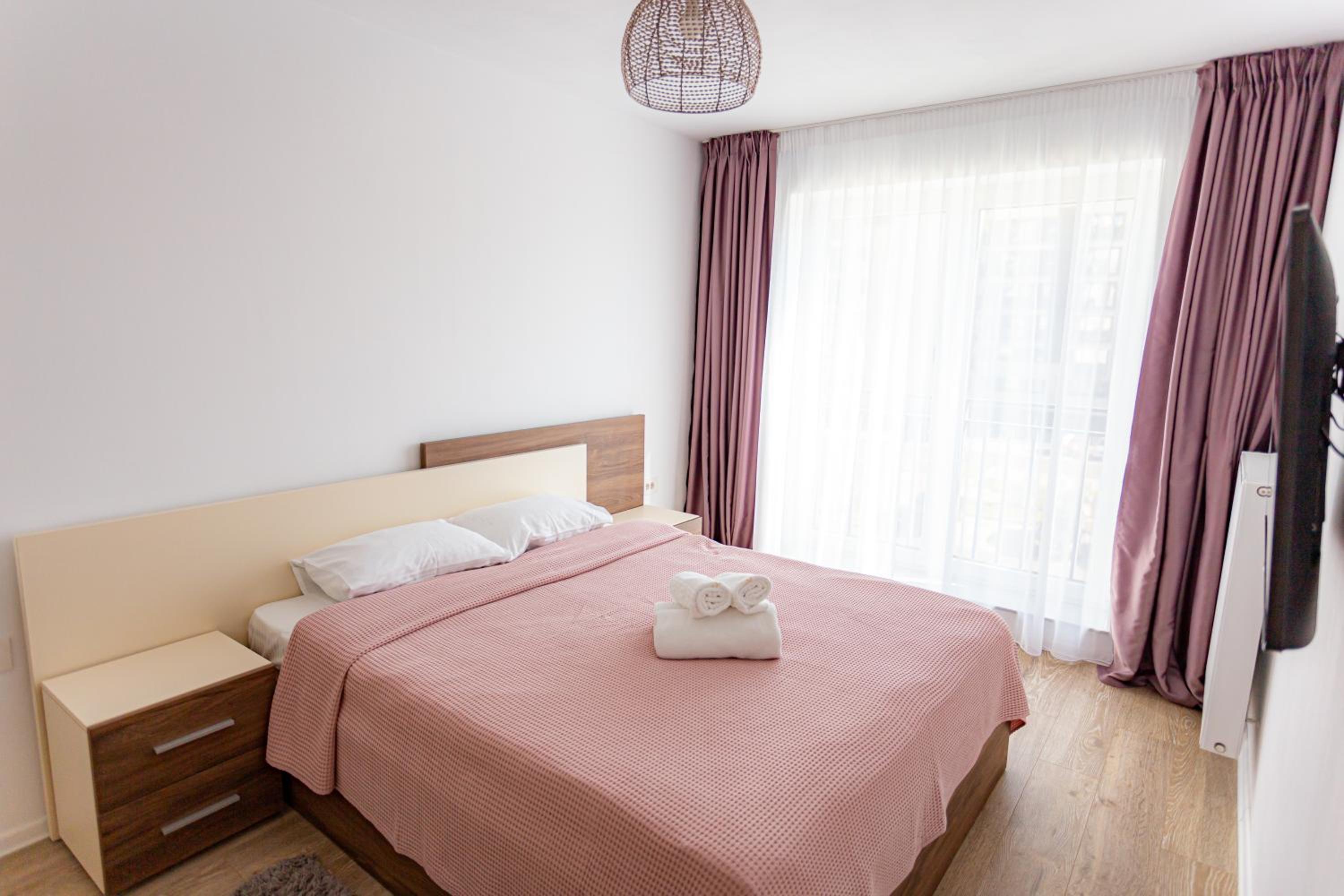 Apart B&V 203 Coresi - Modern Flat with Parking view 3