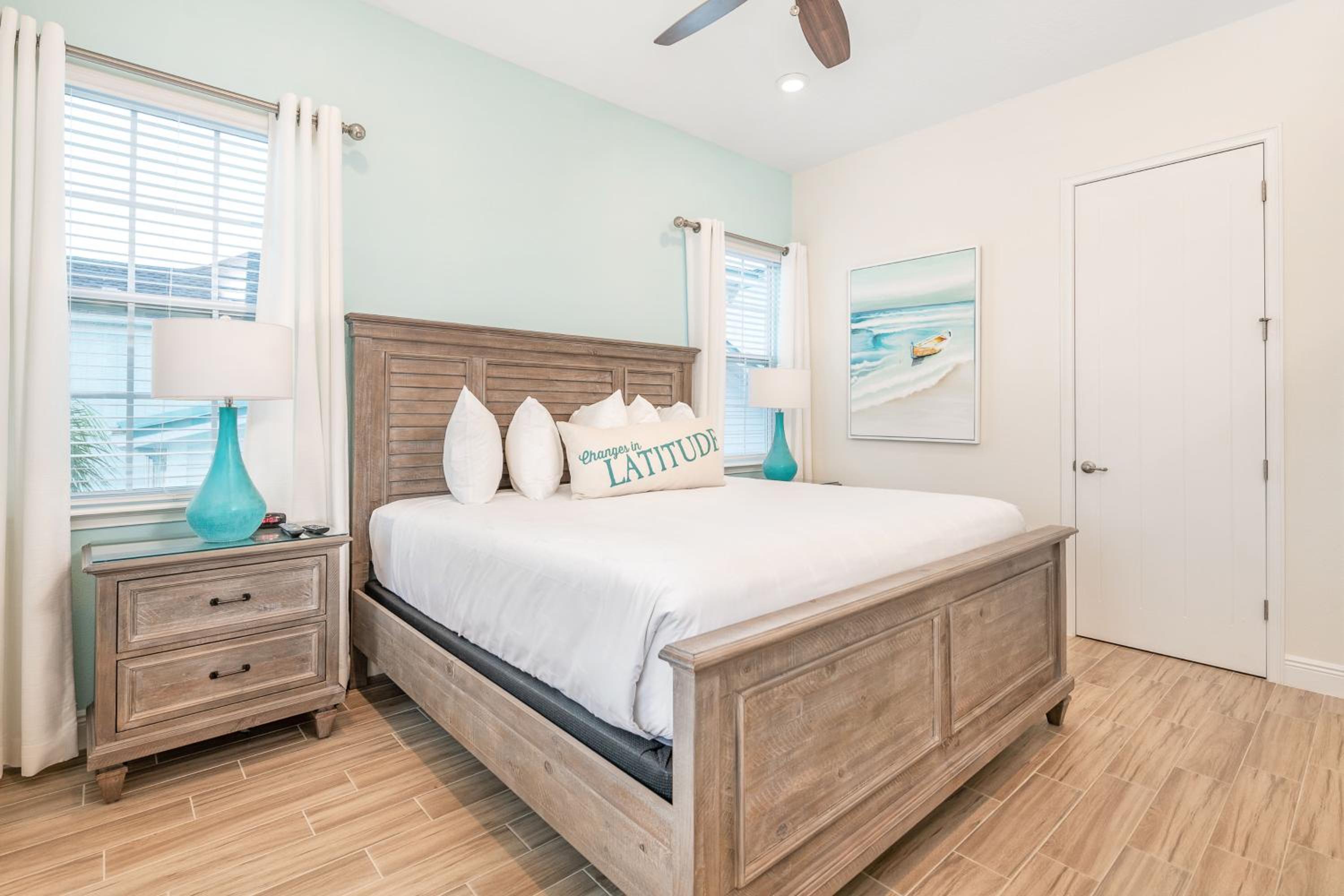 Sanderella Castle! Premium Cottage With Private Hot Tub Near Disney With Margaritaville Resort & Island H2O Access - 3037Sp