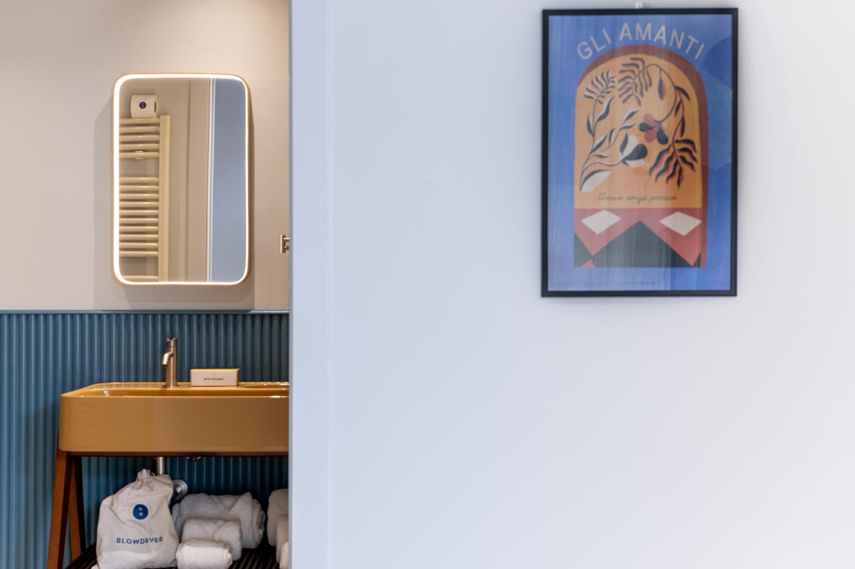 Riva Rooms