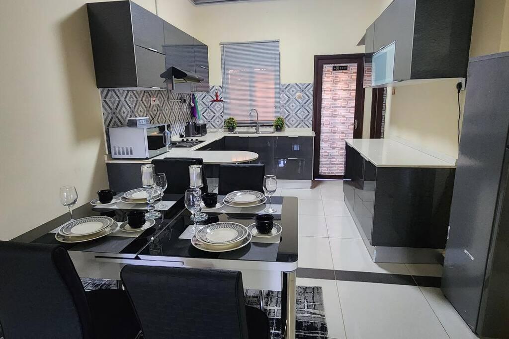 24x7 Security & Solar Backup 2BR Near US Embassy view 4