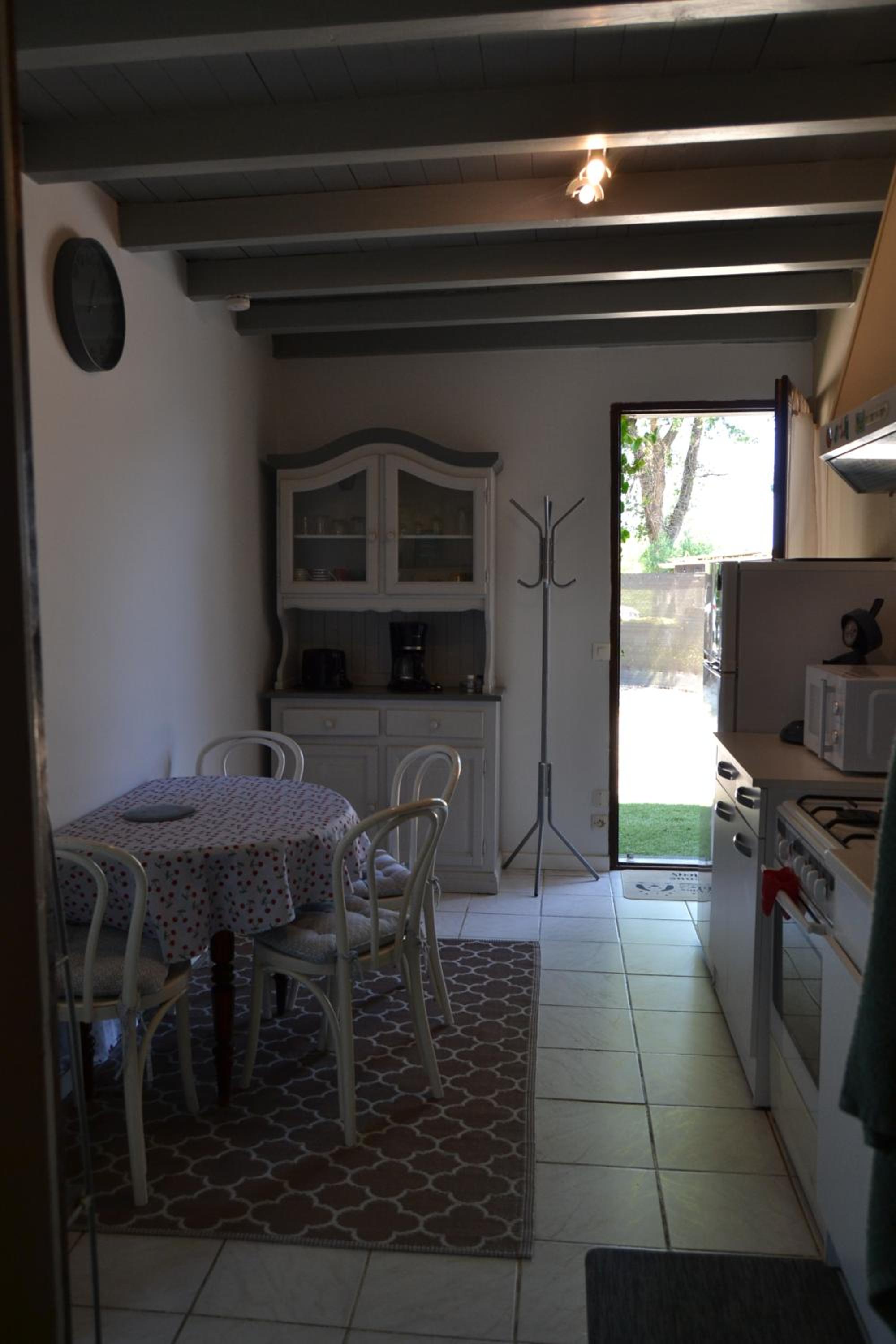 Photo 5