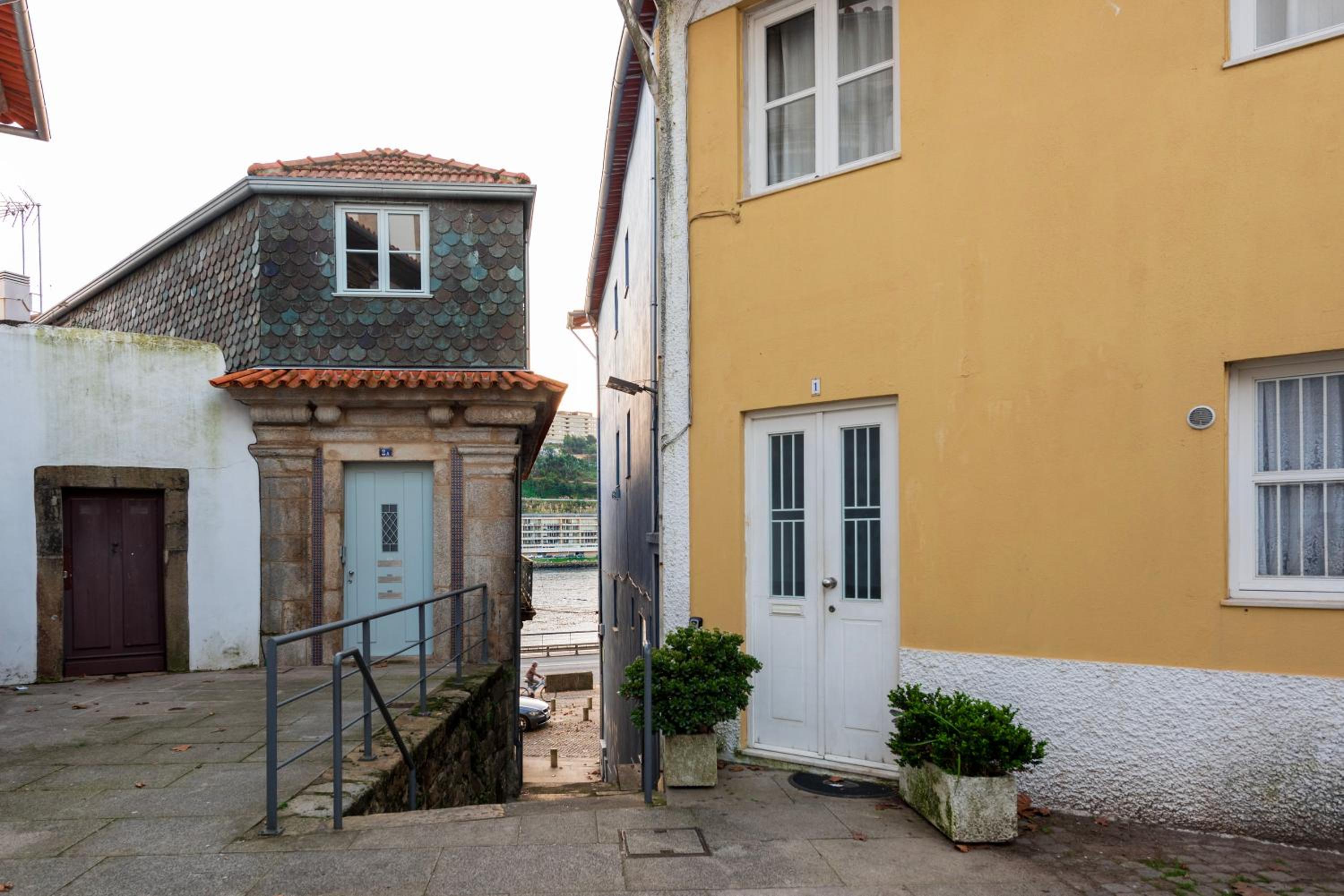 Duplex Douro River view 2