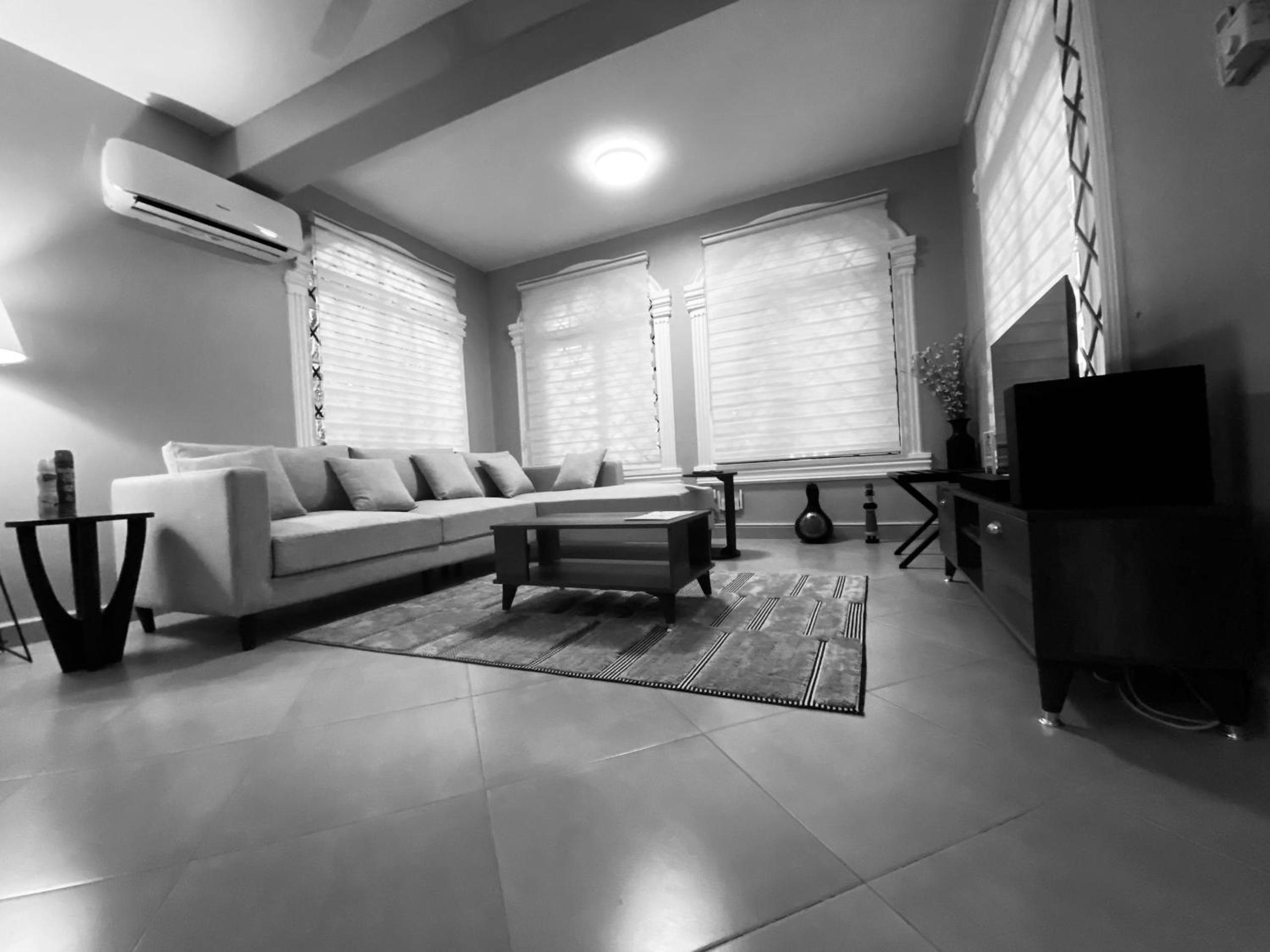Jacomo Residences