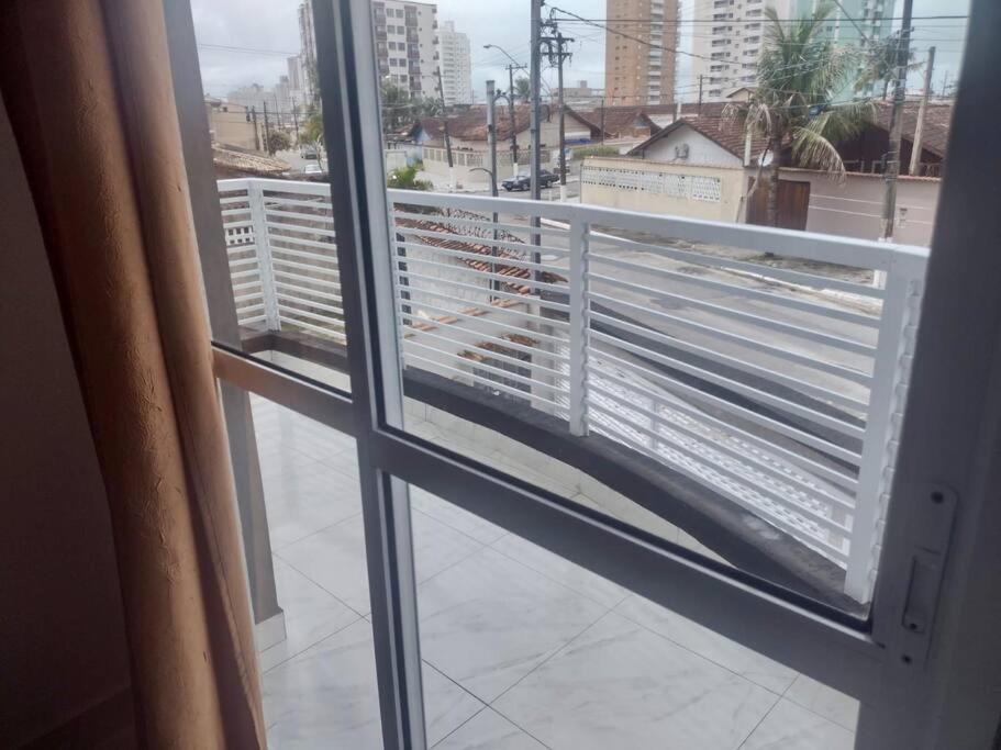 Casa condomínio próximo a praia