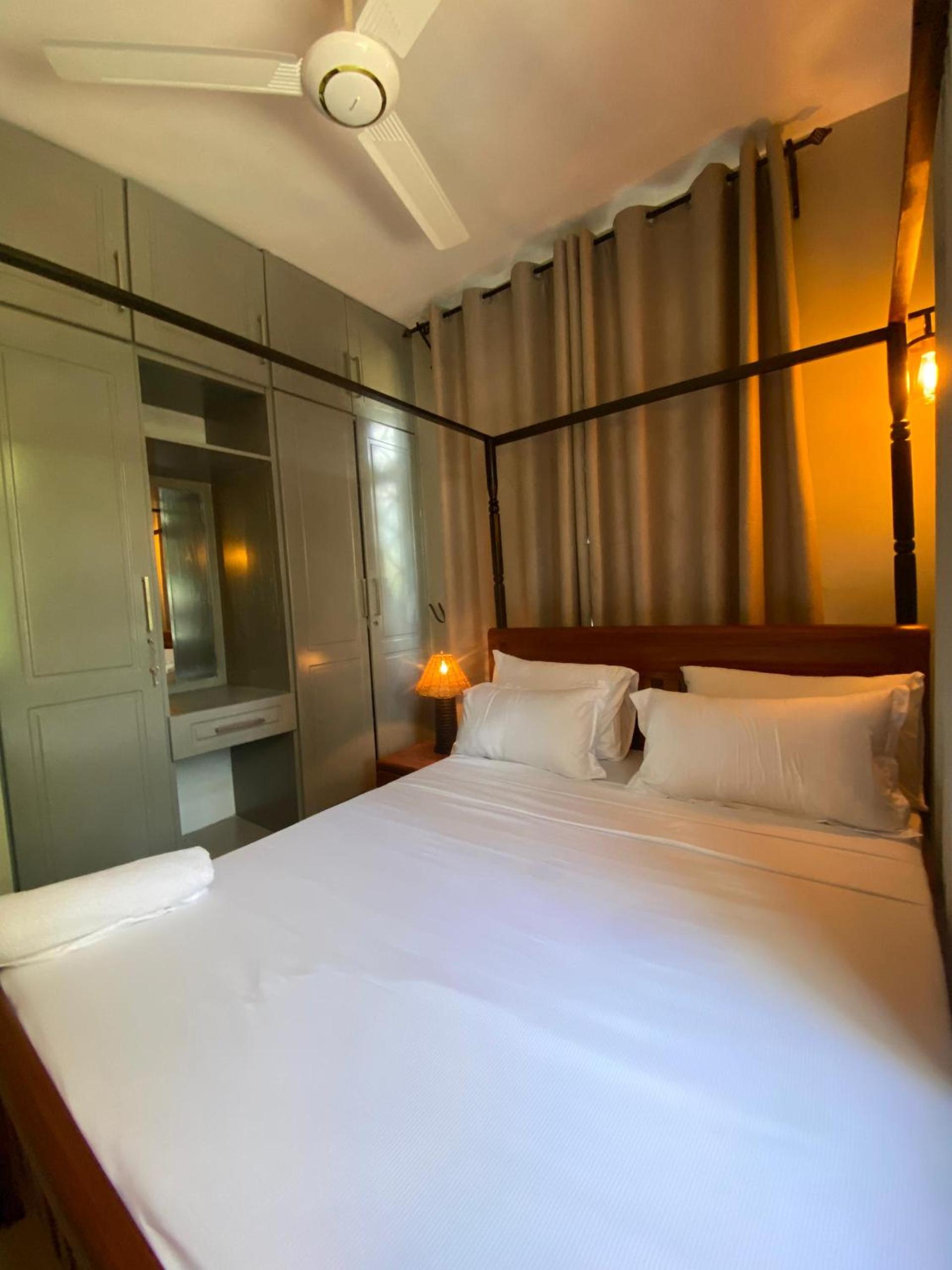Jacomo Residences