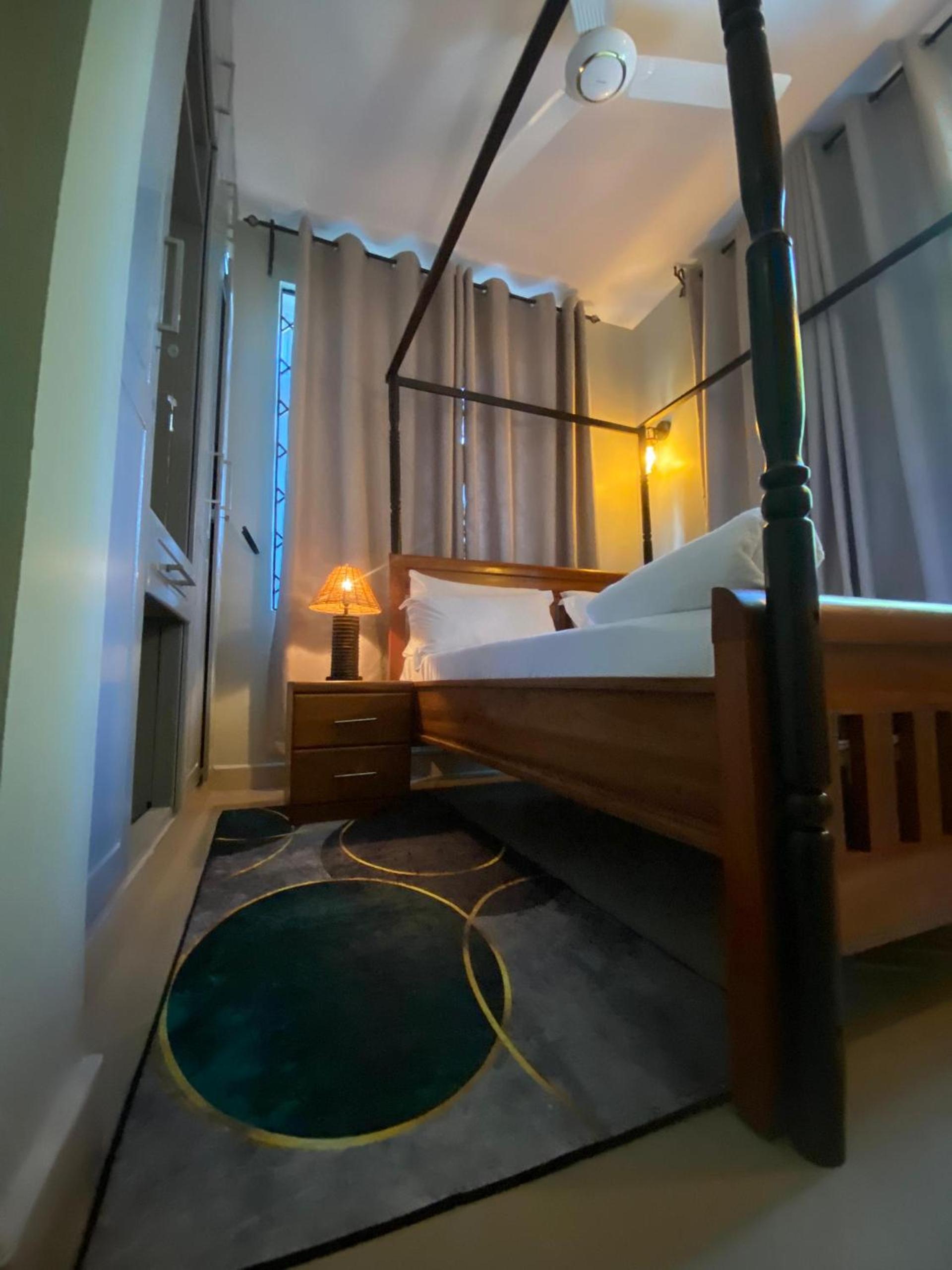 Jacomo Residences