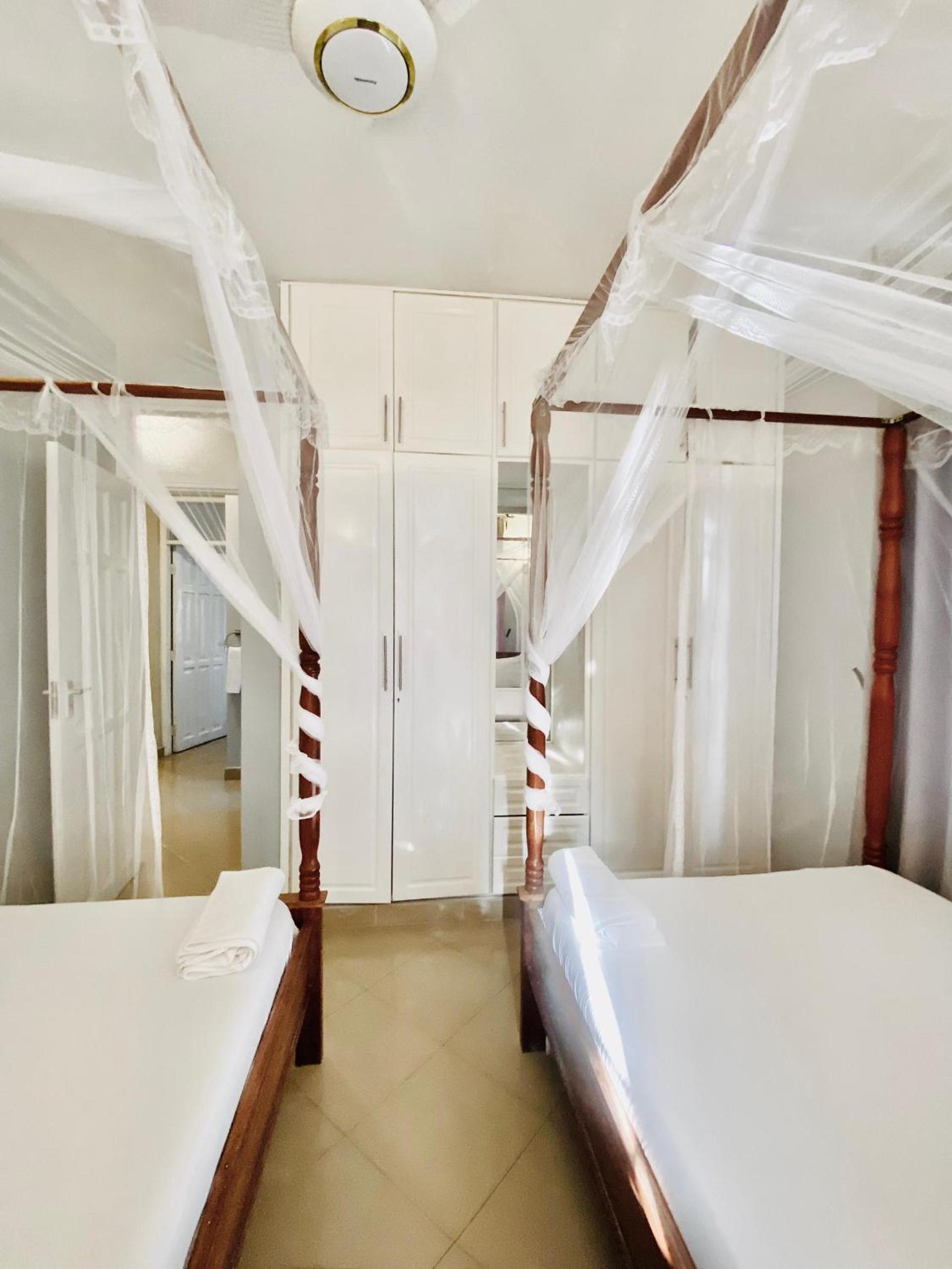 Jacomo Residences