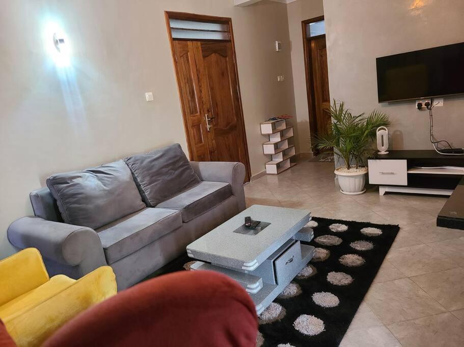 EJ apt, 1 bed in quiet environment