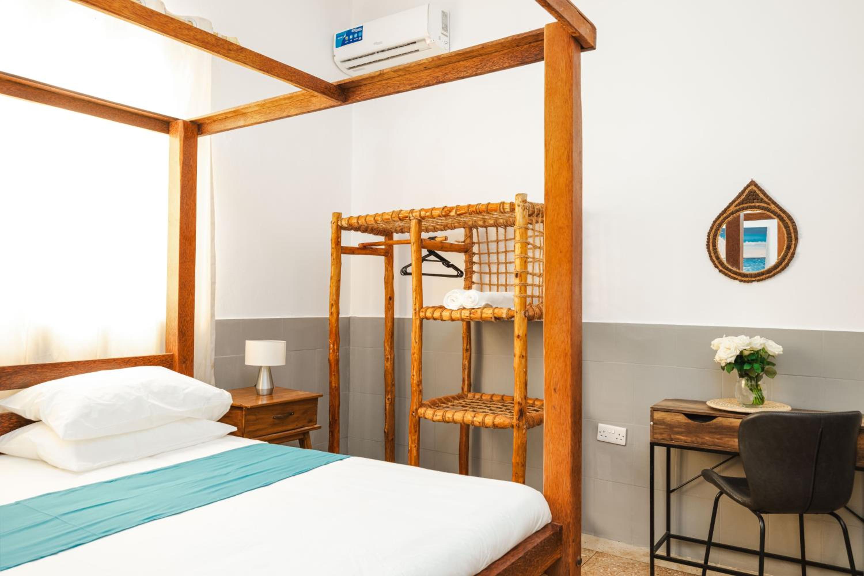 Paje Holiday Home by Liv Zanzibar, central located view 3