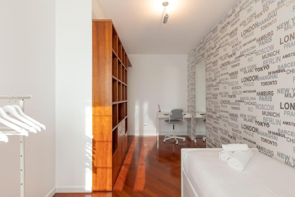 Wonderful 2bedroom flat Solari 7th f - Mirable PM