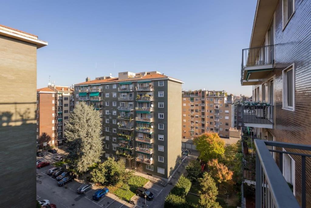 Wonderful 2bedroom flat Solari 7th f - Mirable PM