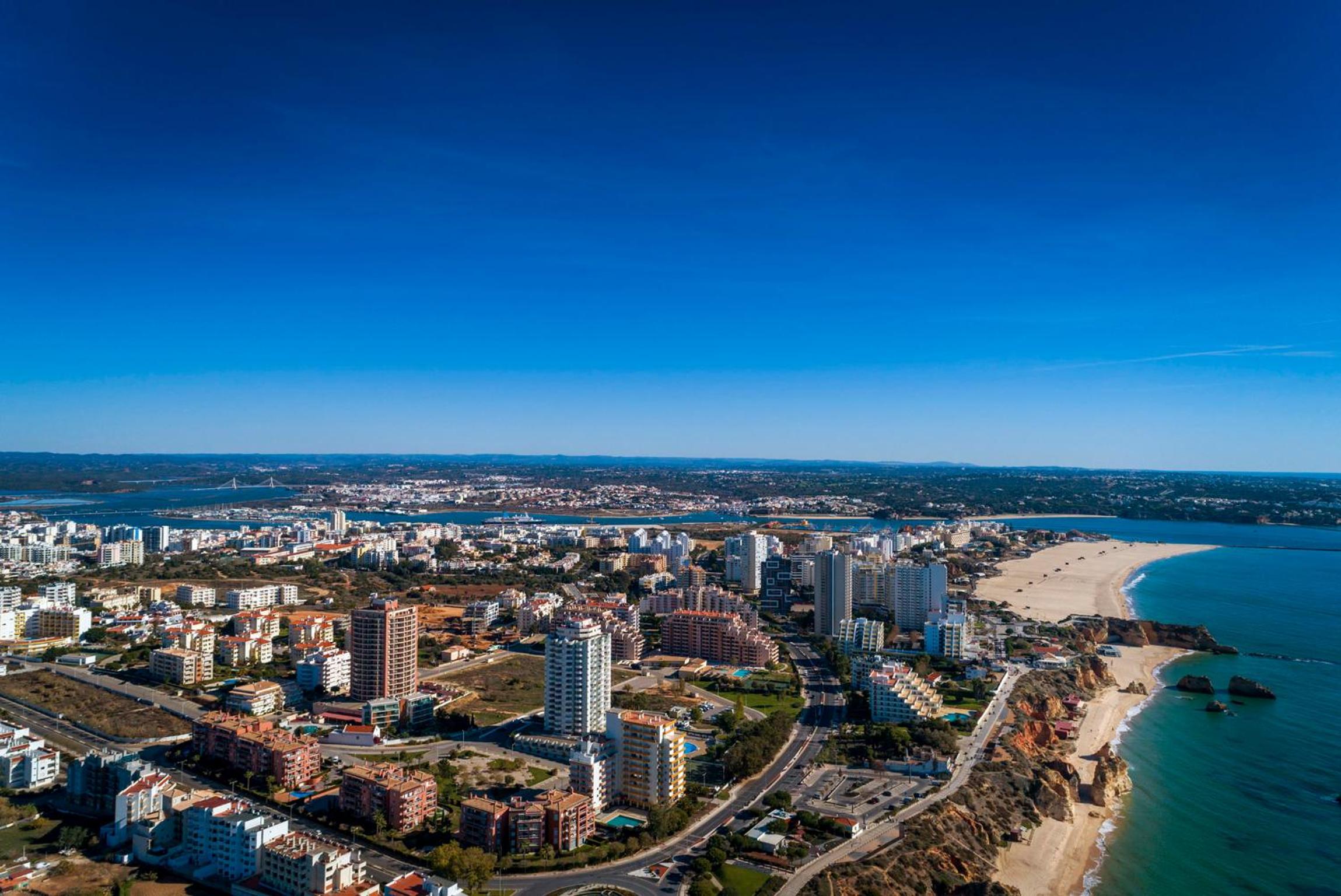 A39 - Vista Mar Apartment in Praia da Rocha view 3