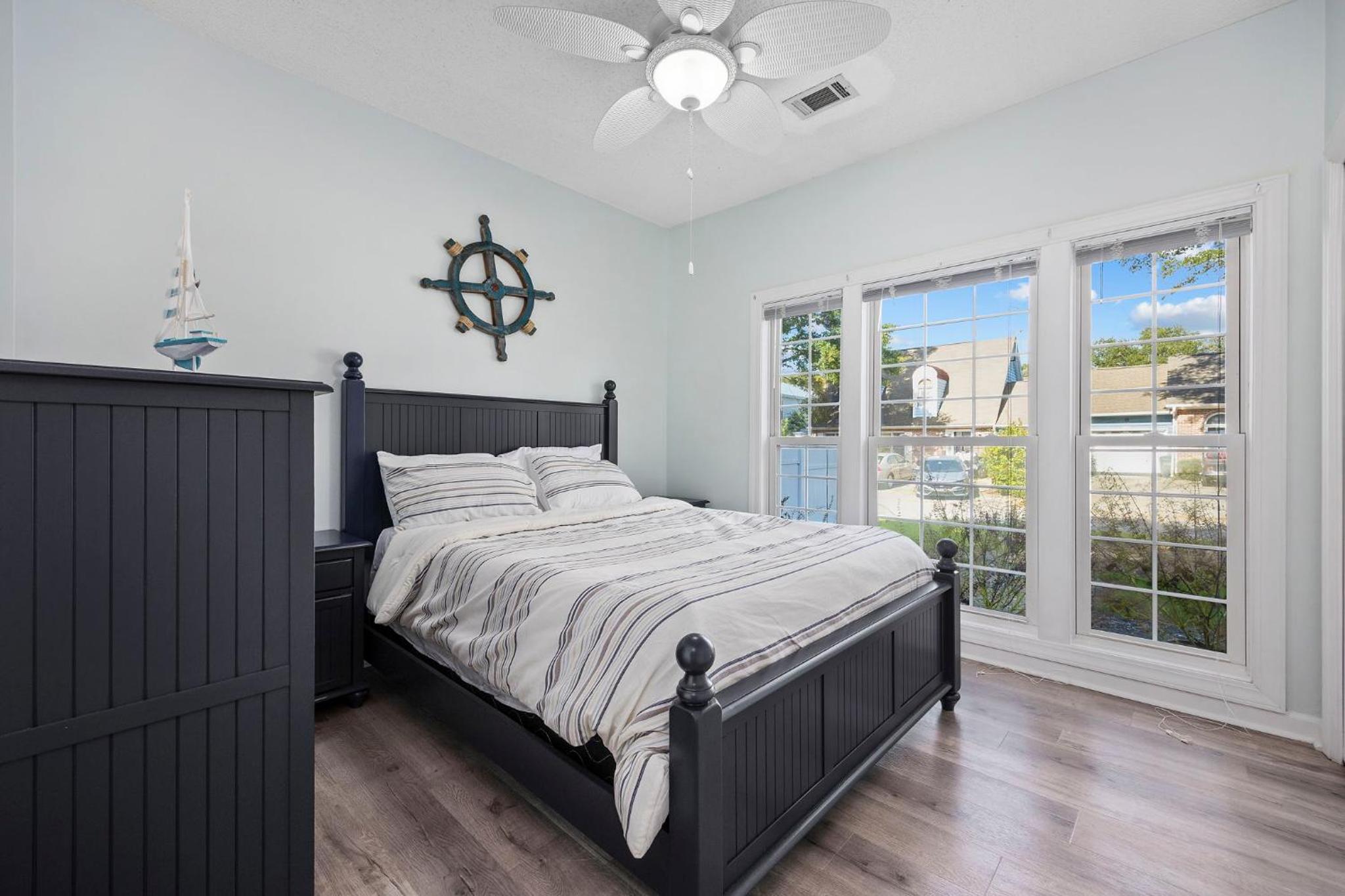 Spacious Beach Home Walk to Shore Drive