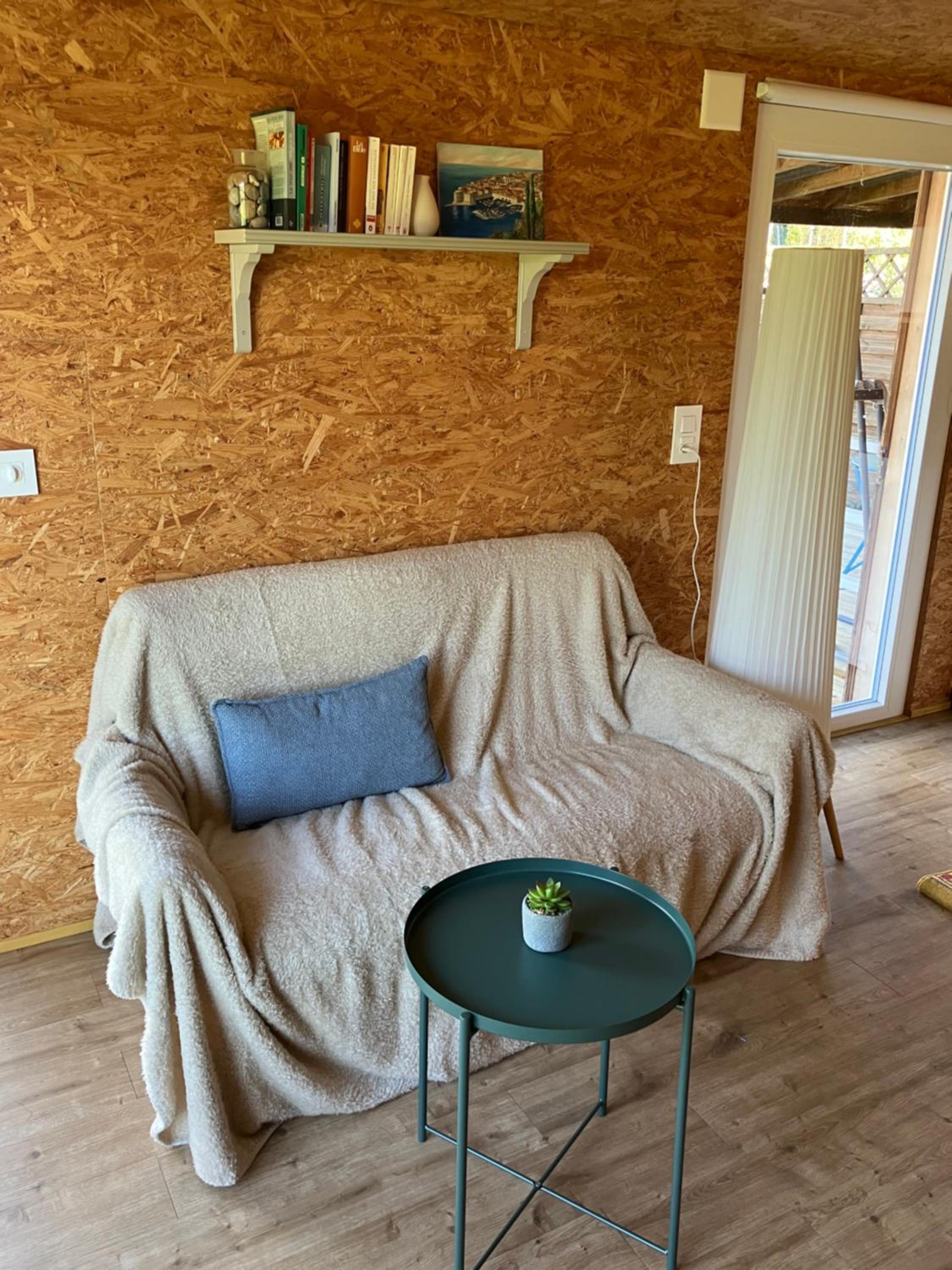 LE PIVERT, chalet confortable avec jardin à 100m du lac