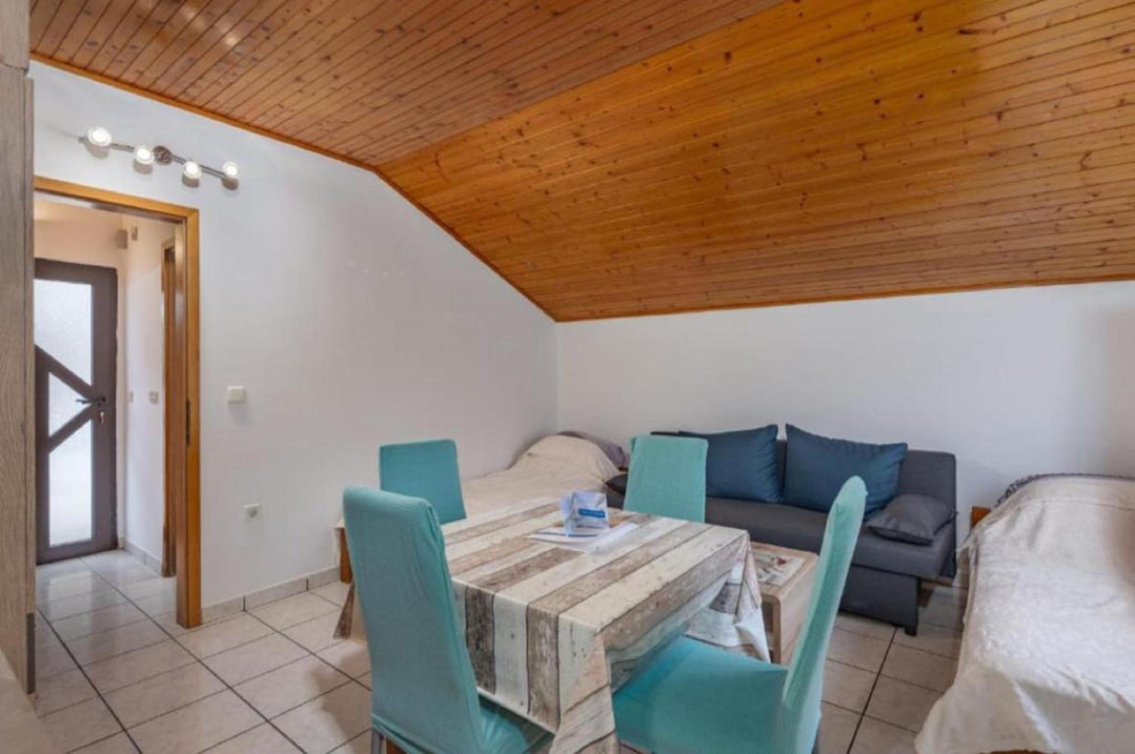 Studio Apartment Iva photo 5