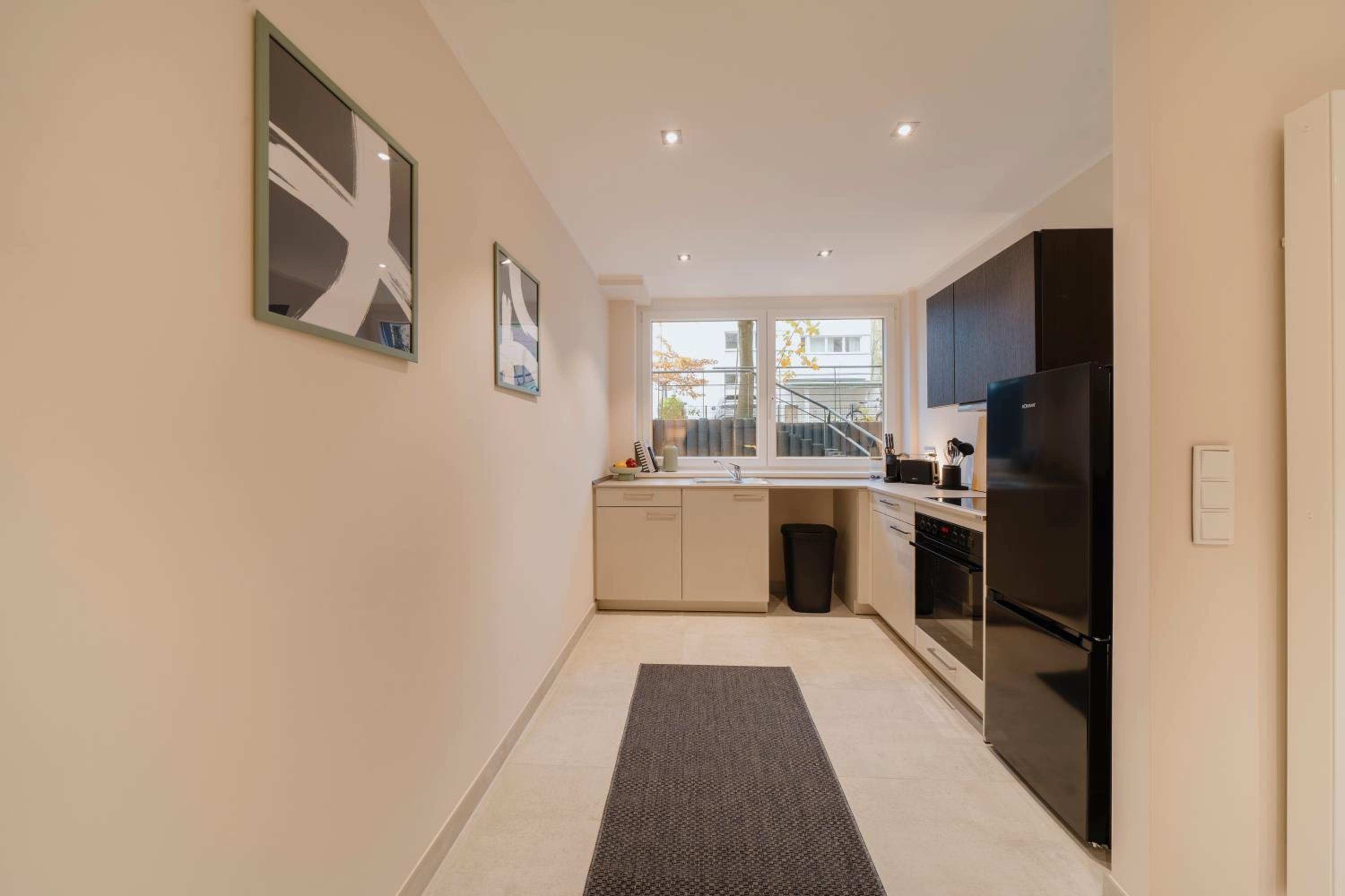Homely Berlin - Huge Terrace, Modern, Quiet, Near Kudamm