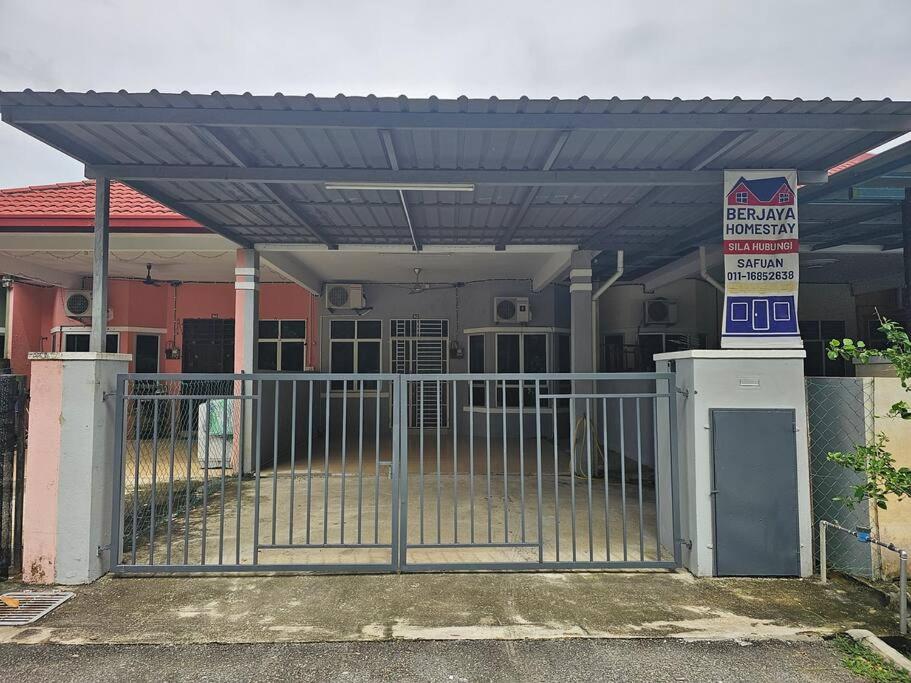 Berjaya Homestay Mutiara Semantan photo 2