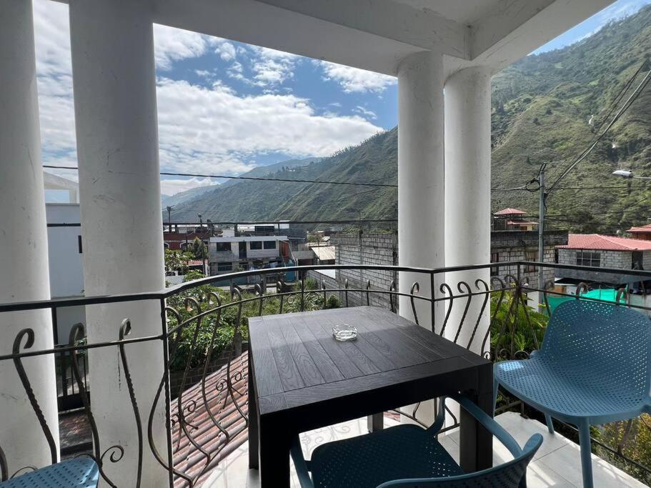 Charming apartment 2 bedroom 2 bath