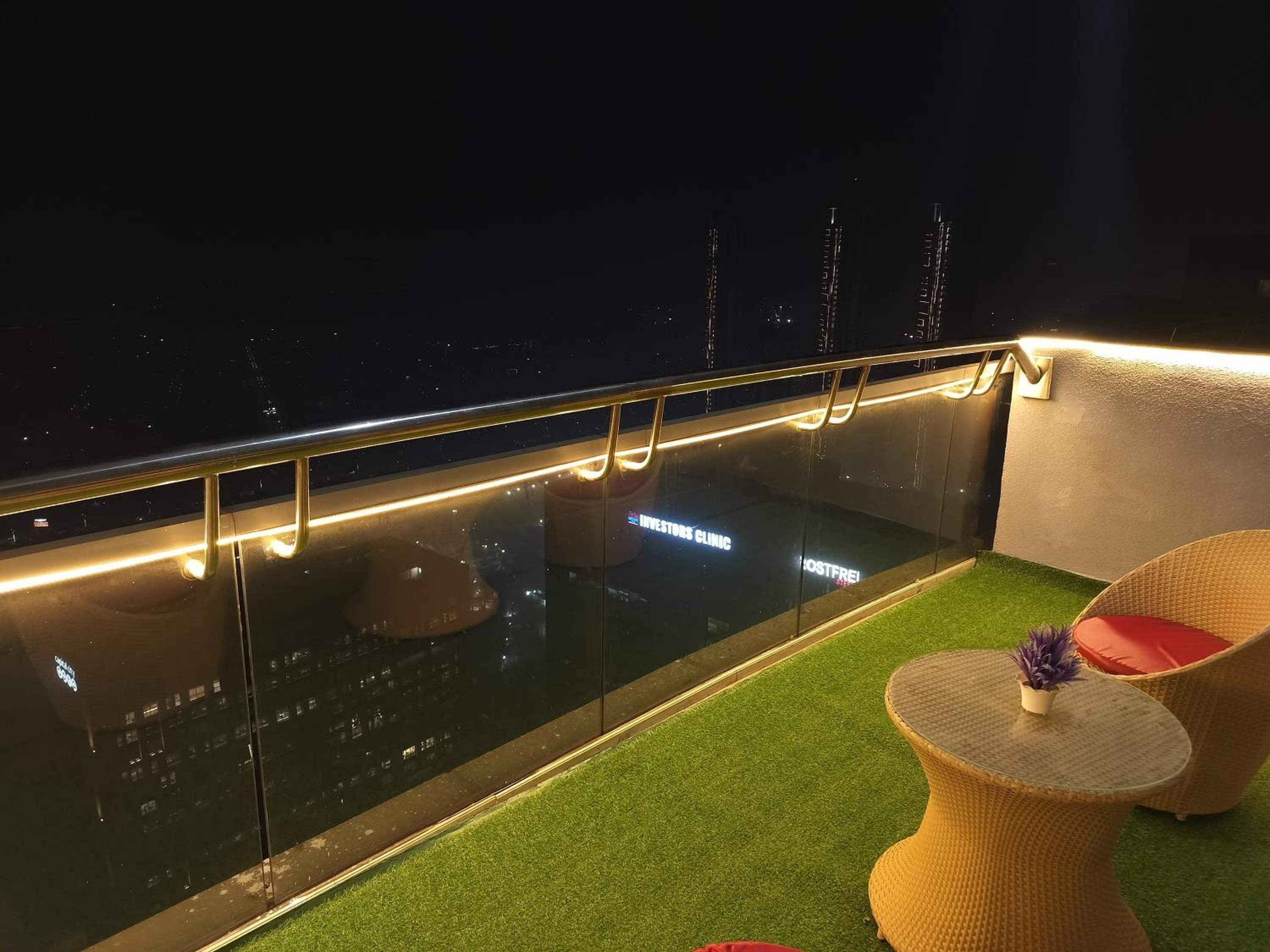 balance & terrace
