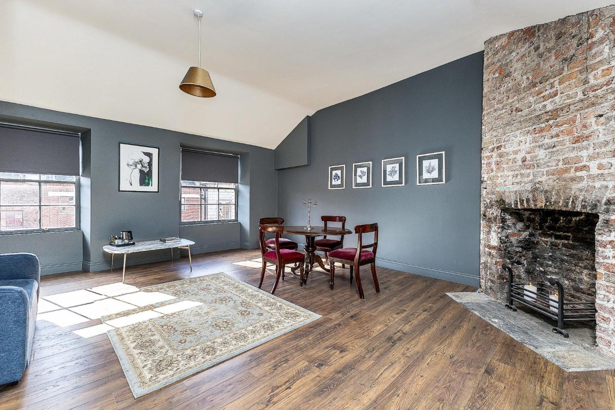 Connaught Apartment, 7 Henrietta Street, Dublin City Centre