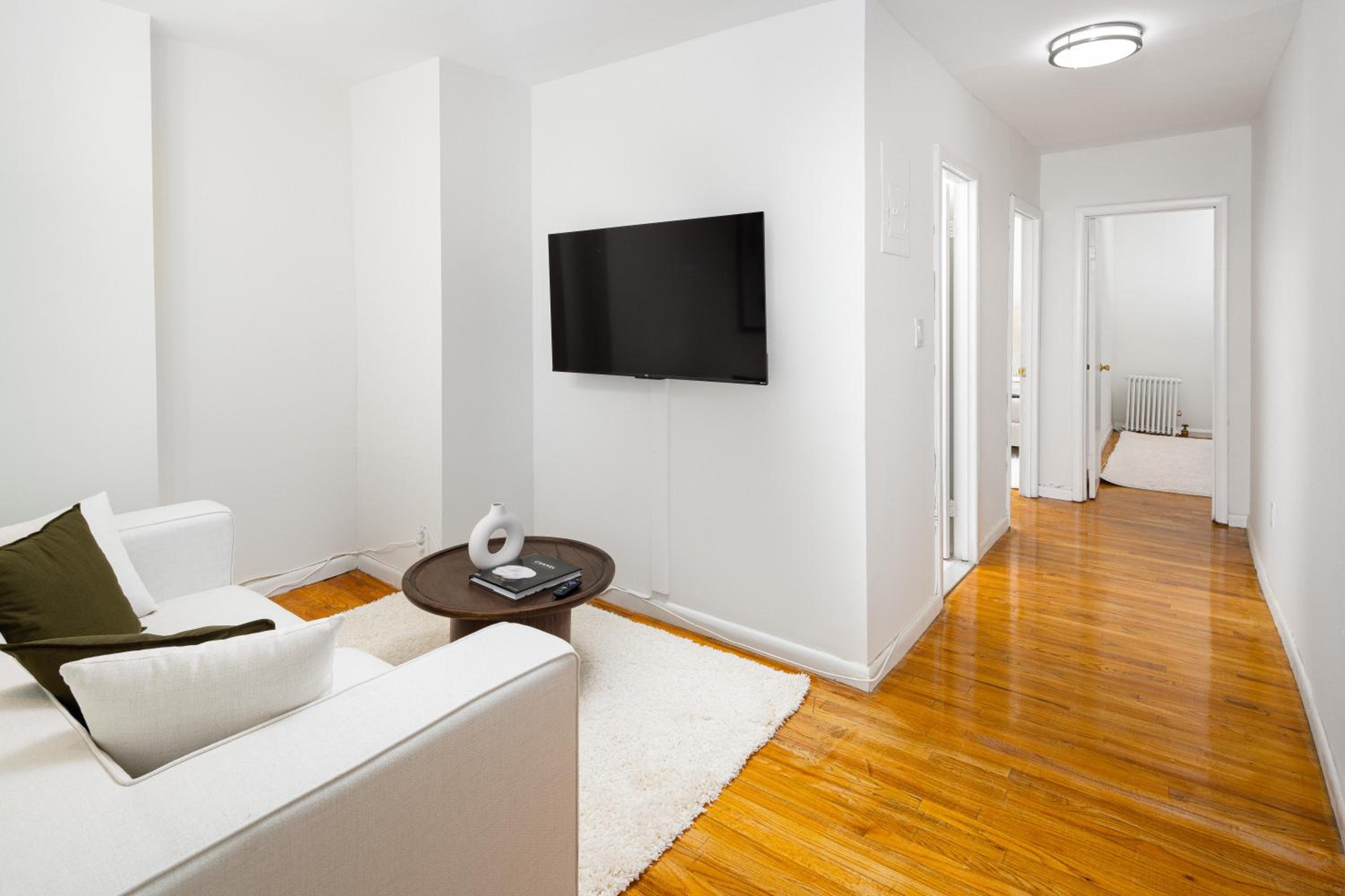 New York City Vacations - Stylish 3Bd in Manhattan near the Empire State Building - Property Image 5