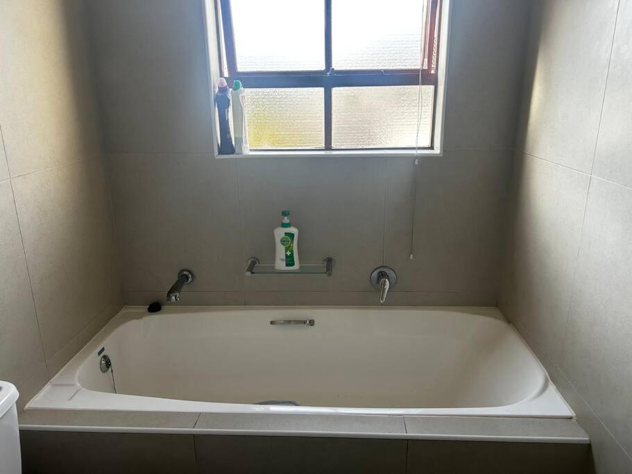 Tokai Cape Town South Africa 3-Beds 2baths Townhouse