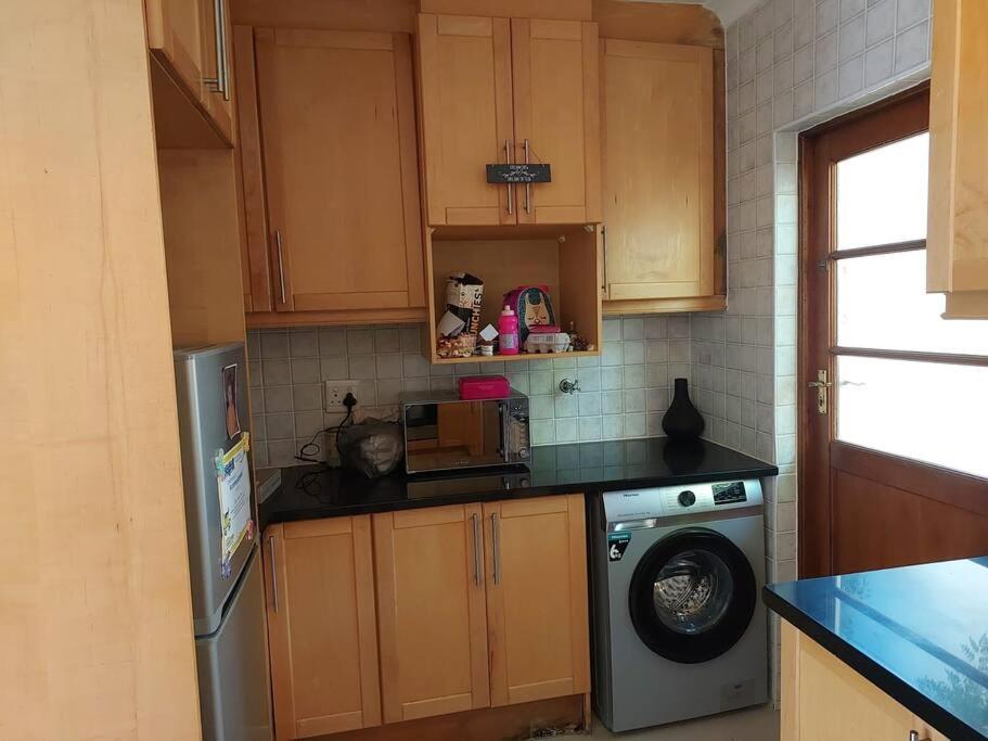 Tokai Cape Town South Africa 3-Beds 2baths Townhouse