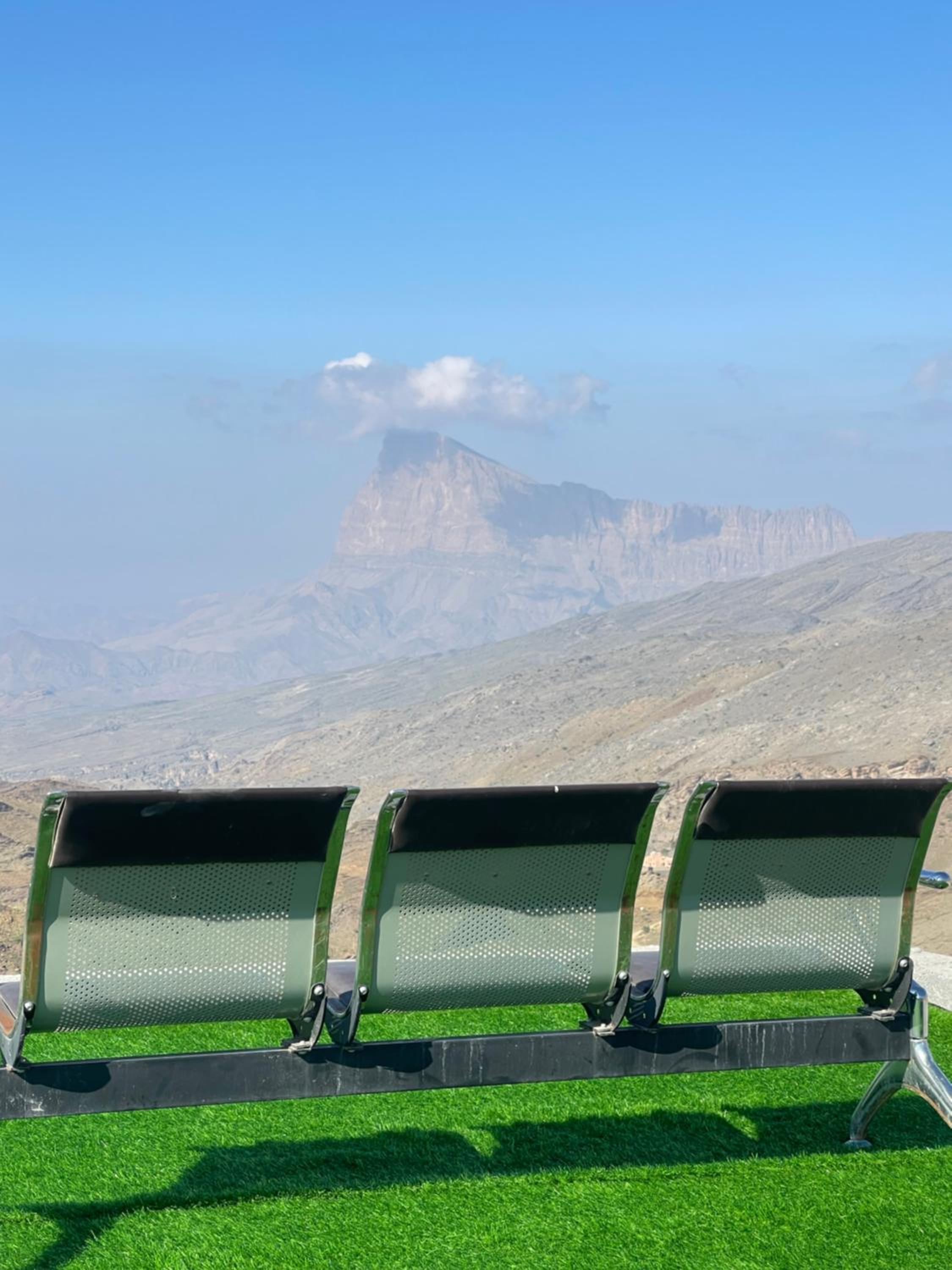Jabal Shams, the summit house view 2