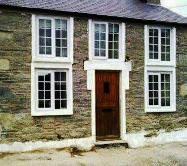 Snowdrop Stone Detached Cottage view 5