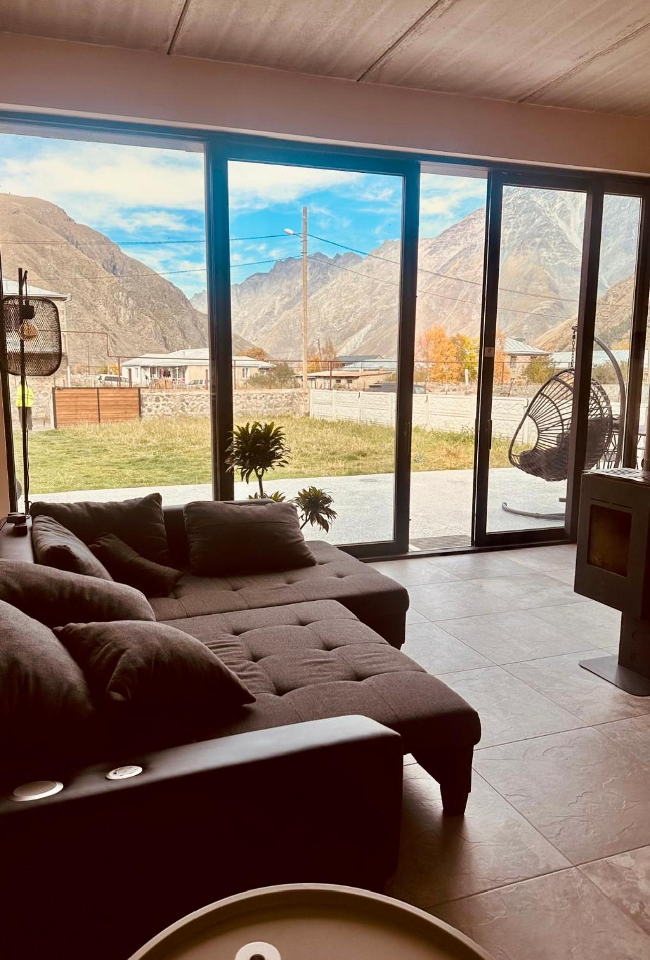 Alpine Escape Kazbegi